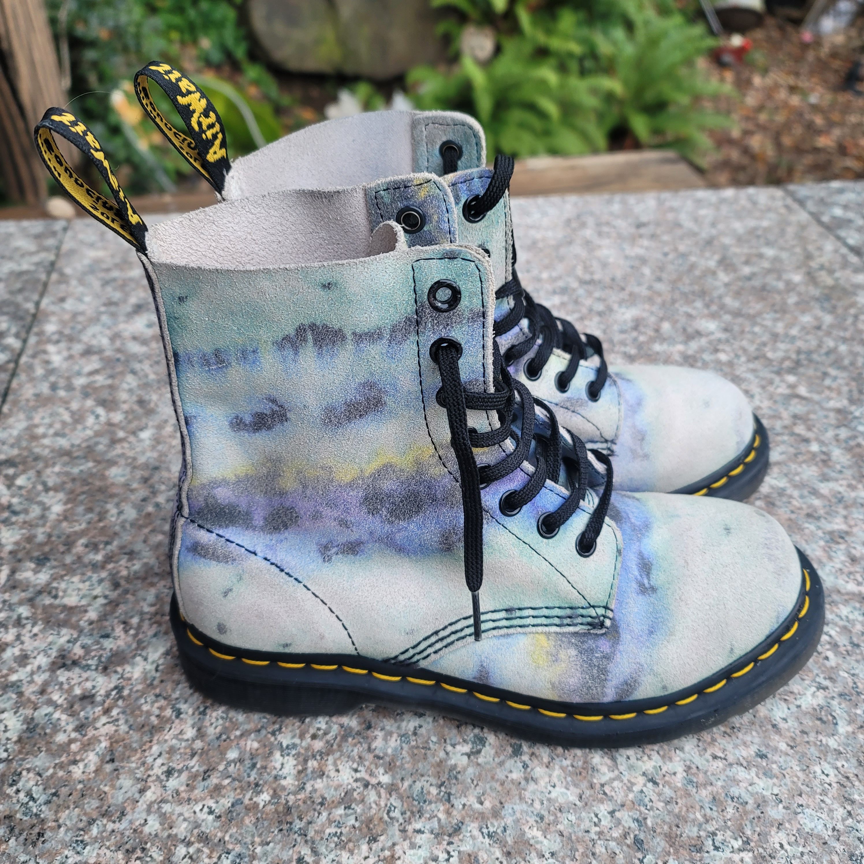 Dr. Martens Dr.Martens suede boots Size US 7 / IT 37 - 1 Thumbnail