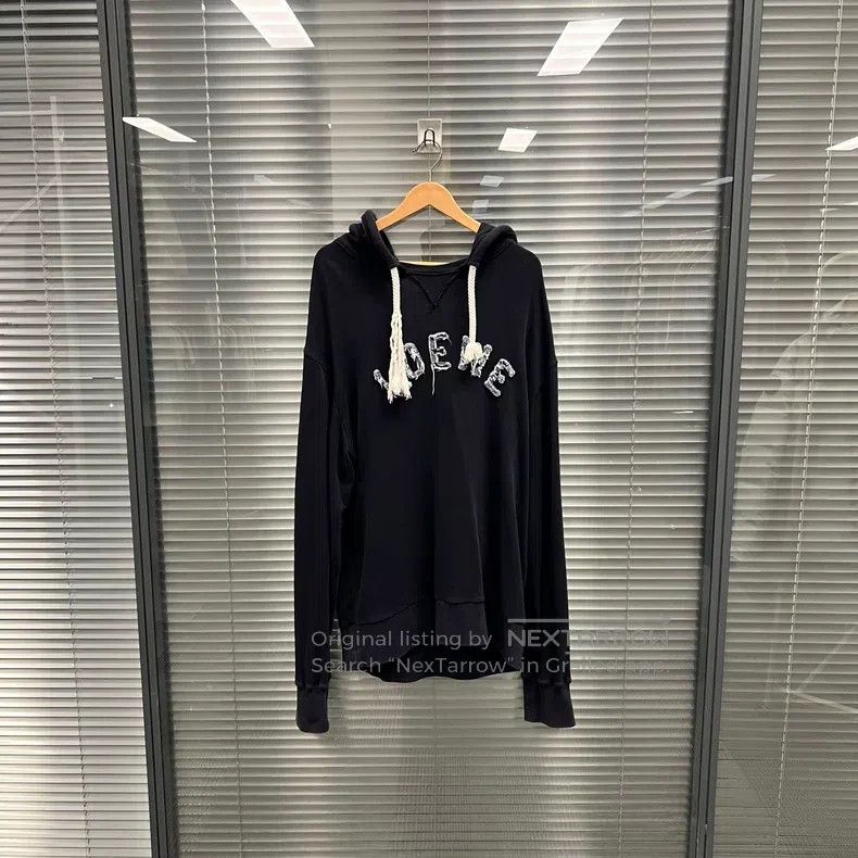 Loewe Loewe Distressed Fringe Logo Embroidered Hoodie Size US S / EU 44-46 / 1 - 1 Thumbnail