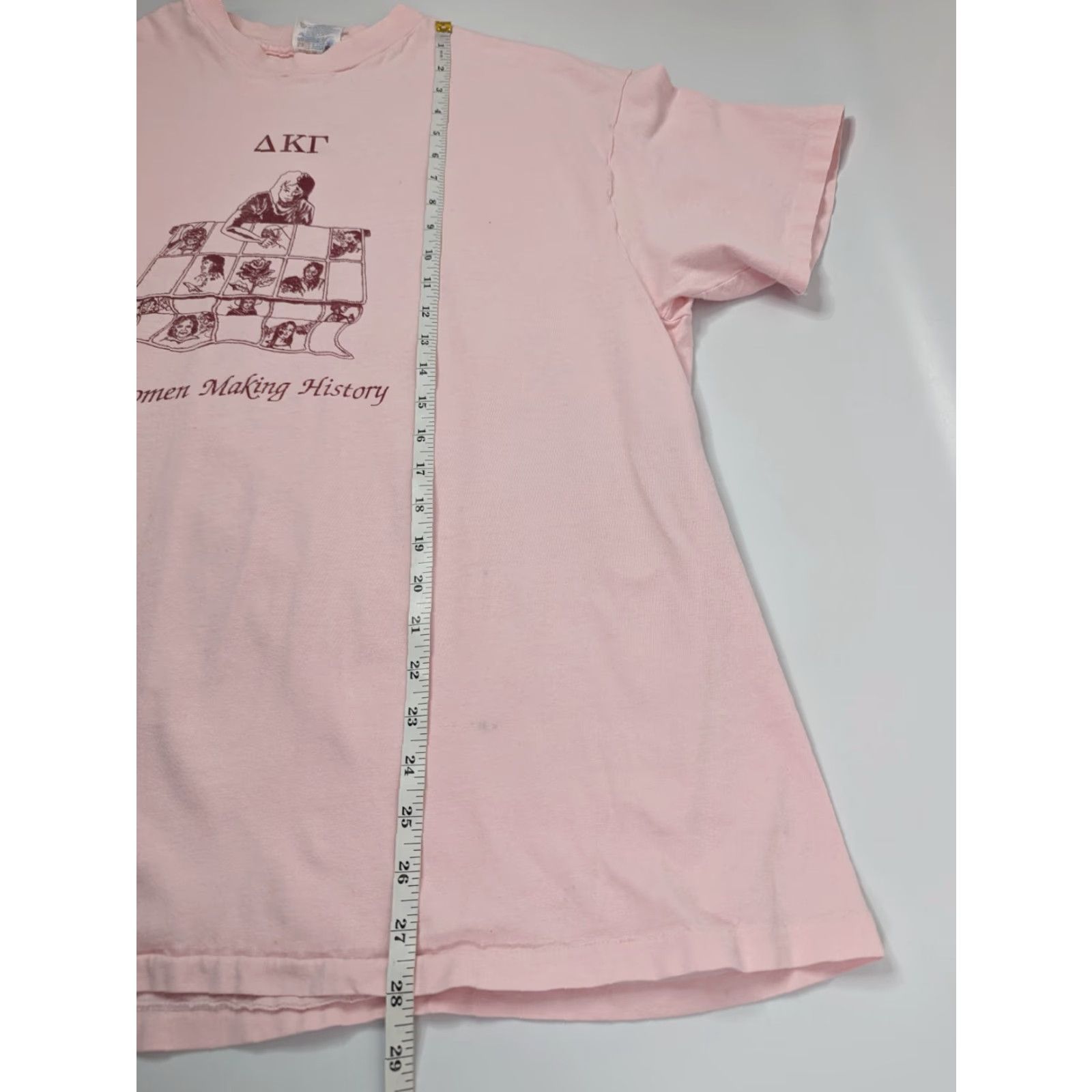 Hanes VINTAGE 90s Hanes Pink T-Shirt Women’s XL Beefy Single Stitch Made in Mexico Short Sleeve T-Shirt Mens Size XL / US 12-14 / IT 48-50 - 4 Thumbnail