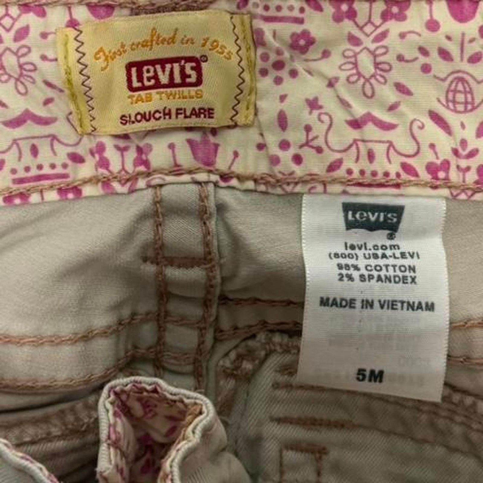 Levi's Khaki Vintage 2000s Y2K Super Low Rise Levis Flared Size 5 Size 27" / US 4 / IT 40 - 2 Thumbnail