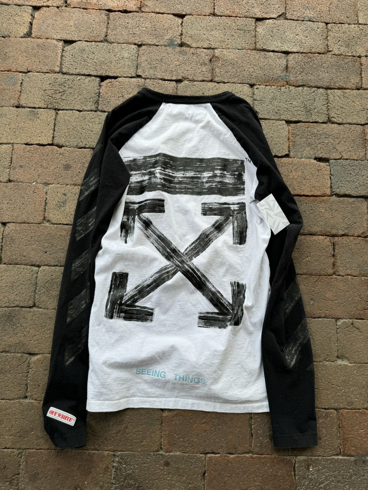 Off white seeing things long clearance sleeve