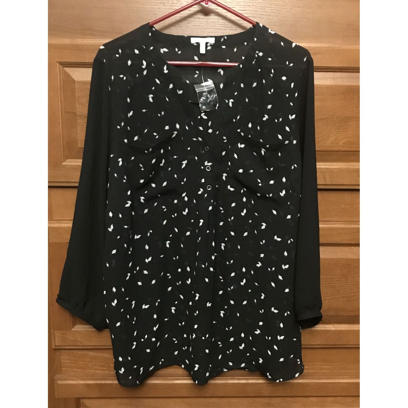 Vintage Maurices Blouse Shirt 2XL Black White 3/4 Sleeve Sheer V-Neck Button Pullover Women Size XXL / US 16-18 / IT 52-54 - 2 Thumbnail