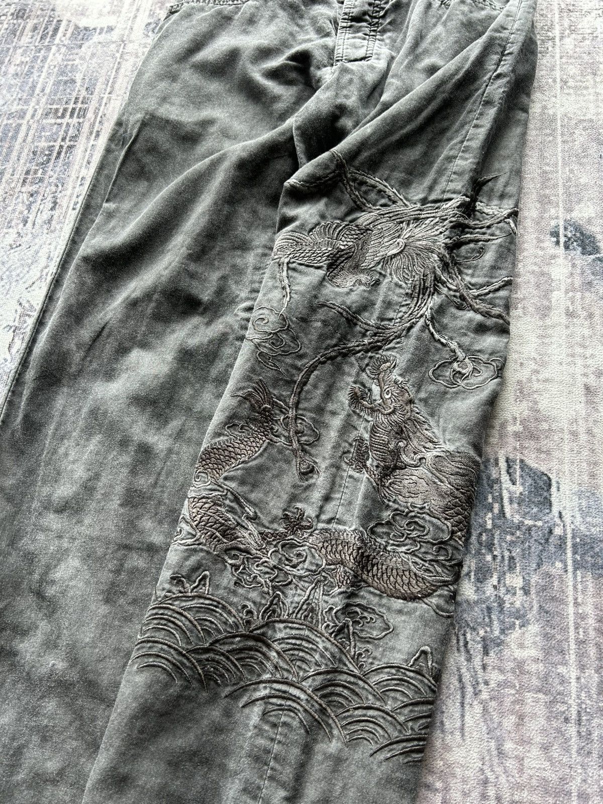 5351 POUR LES HOMMES 5351 Pour Hommes Embroidery Dragon Pants Size US 30 / EU 46 - 10 Thumbnail