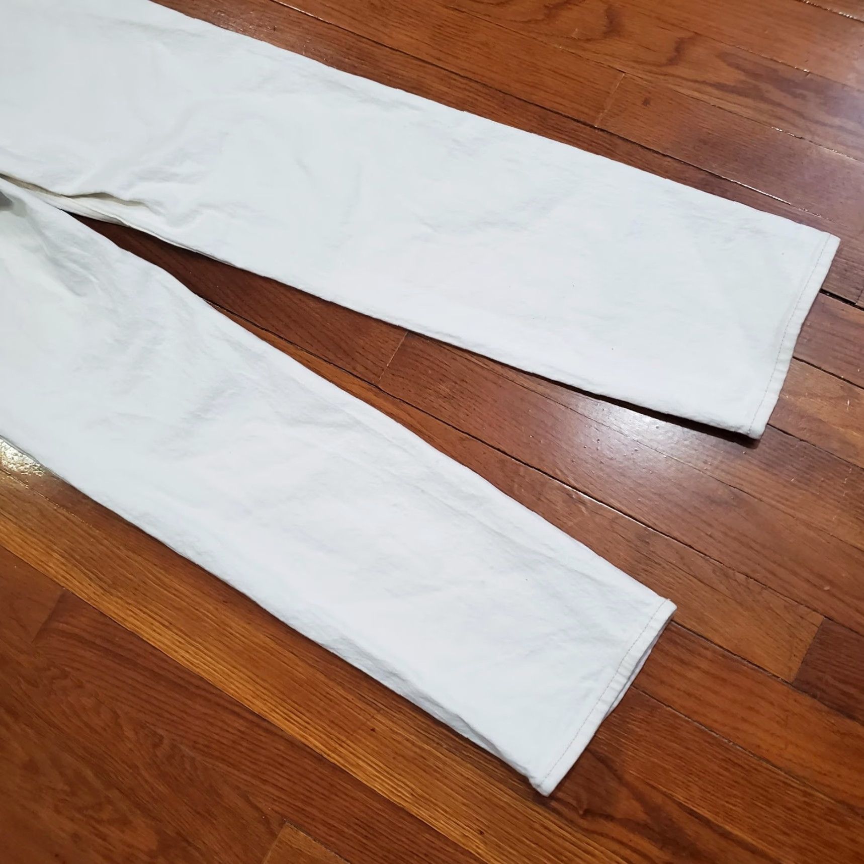 Abercrombie & Fitch Abercrombie & Fitch Jeans Womens 28 White 90s Straight Ultra High Rise Denim Size 28" / US 6 / IT 42 - 2 Thumbnail