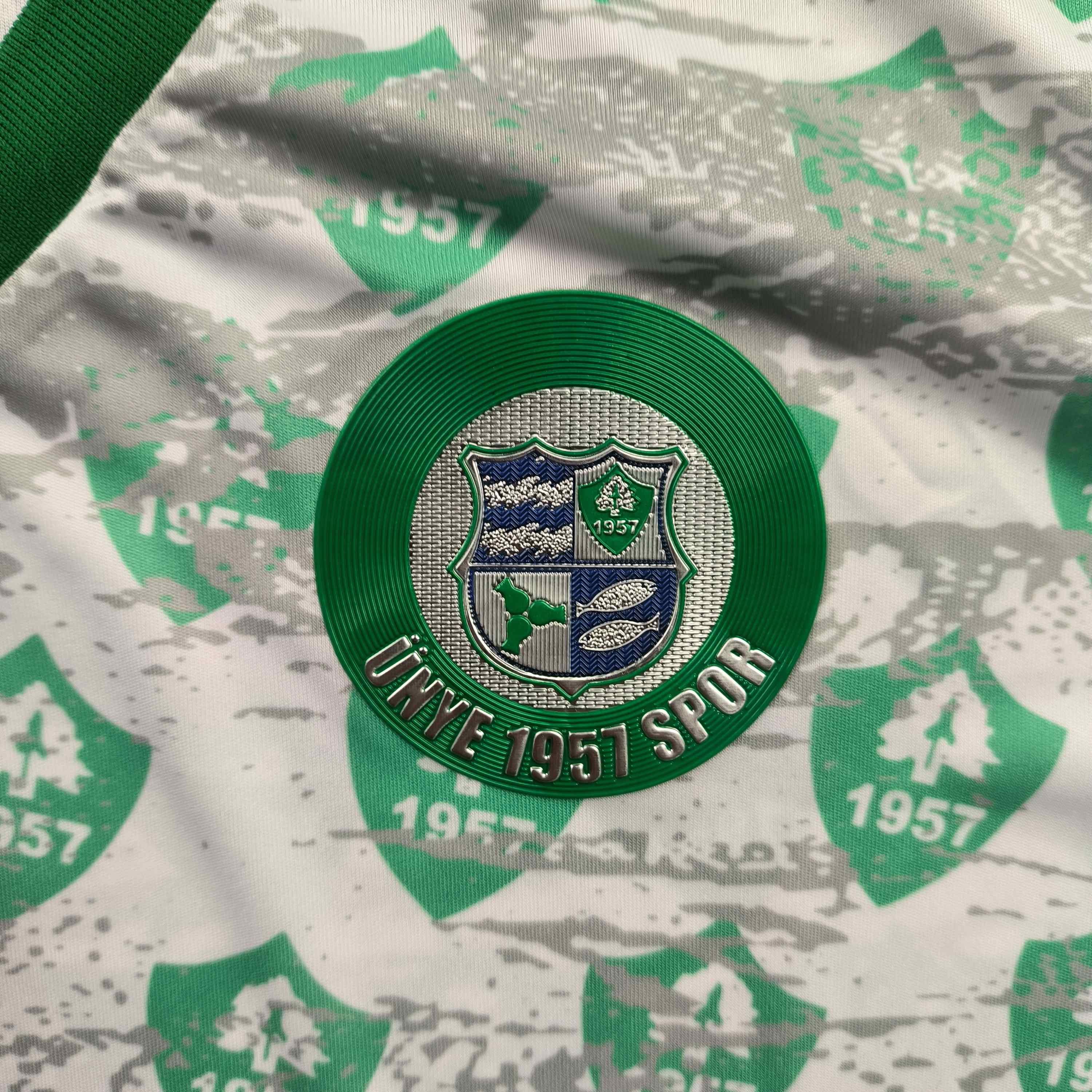 Diadora NEW Ünye 1957 Spor 2020-21 away football jersey size XL Size US XL / EU 56 / 4 - 4 Thumbnail