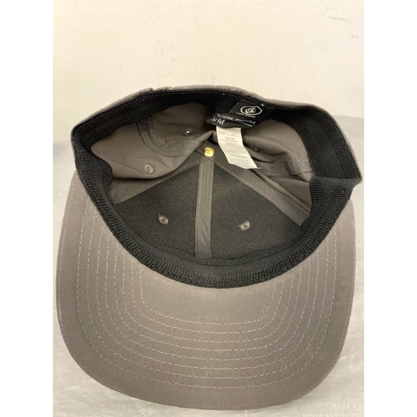 Volcom VINTAGE Volcom Baseball Cap Fitted Hat Men S/M Gray Casual Lightweight 90s Size ONE SIZE - 7 Thumbnail