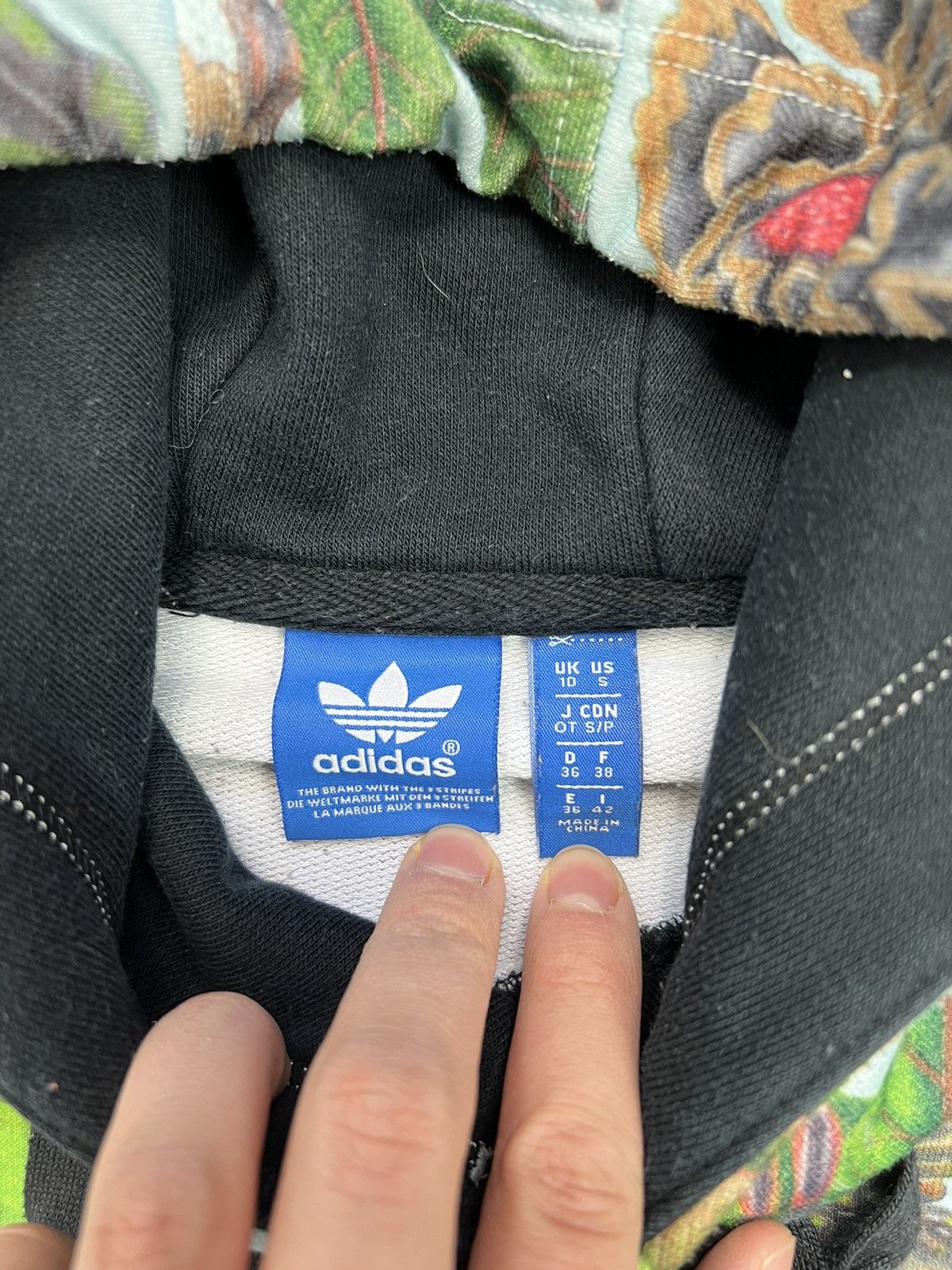 Adidas Hoodie Adidas big logo birds leaves flowers rare Size US M / EU 48-50 / 2 - 4 Thumbnail