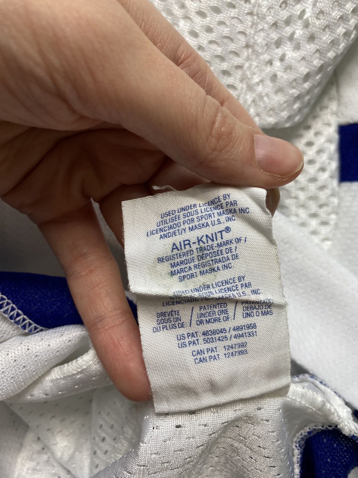 Ccm × NHL × Vintage Toronto maple leafs nhl ccm sport vintage jersey 90s white Size US L / EU 52-54 / 3 - 11 Thumbnail