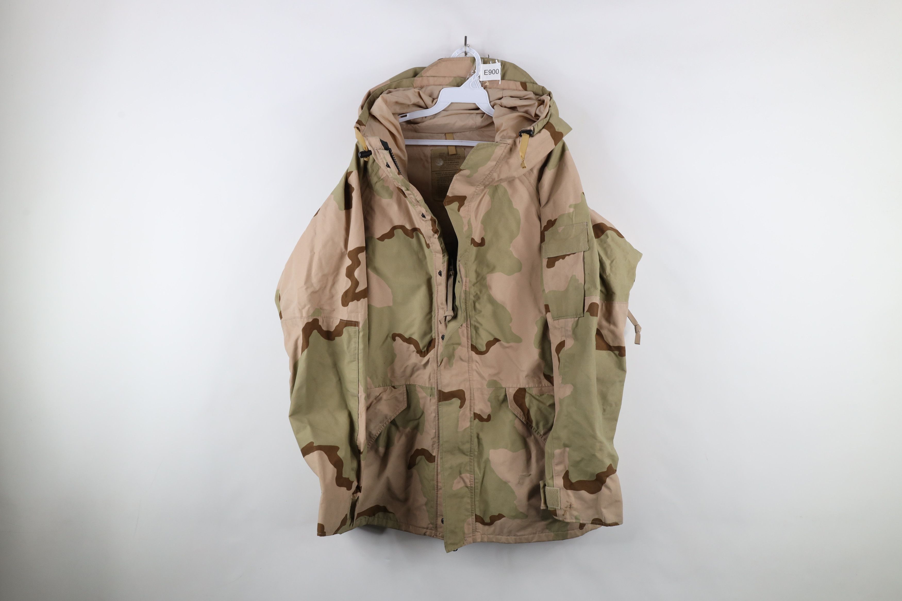 Vintage Vintage USGI Desert Camouflage Cold Weather Parka Jacket Size US L / EU 52-54 / 3 - 1 Thumbnail
