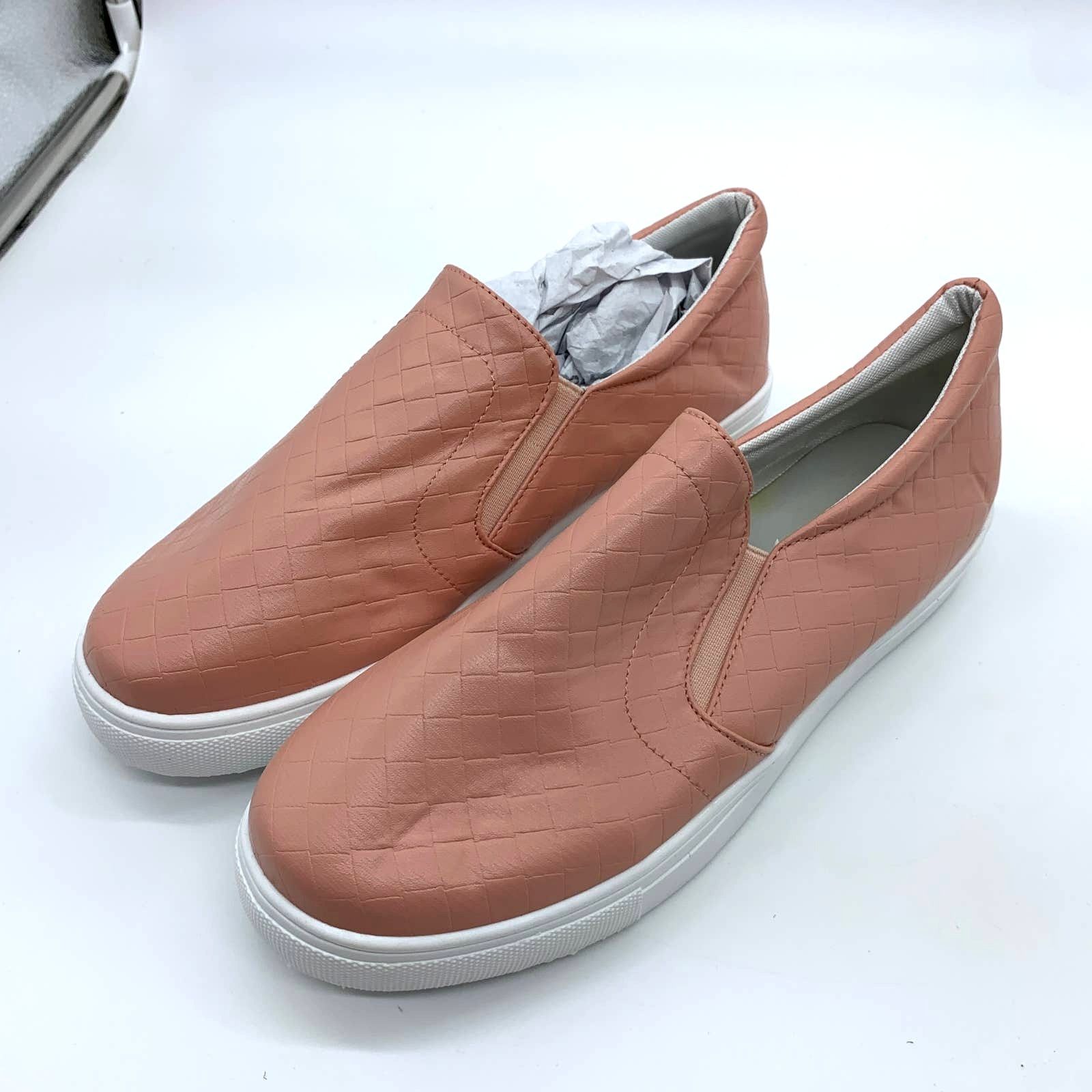 Other Pink Quilted Loafers Women Shoes Size 8.5 Slip On Closed Toe Size US 8.5 / IT 38.5 - 1 Thumbnail