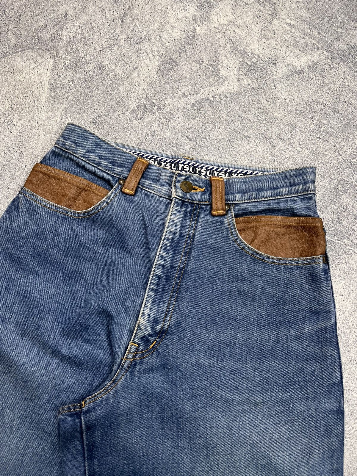 Yves Saint Laurent Yves Saint Laurent Leather Patch Denim Pants Size US 27 - 8 Thumbnail