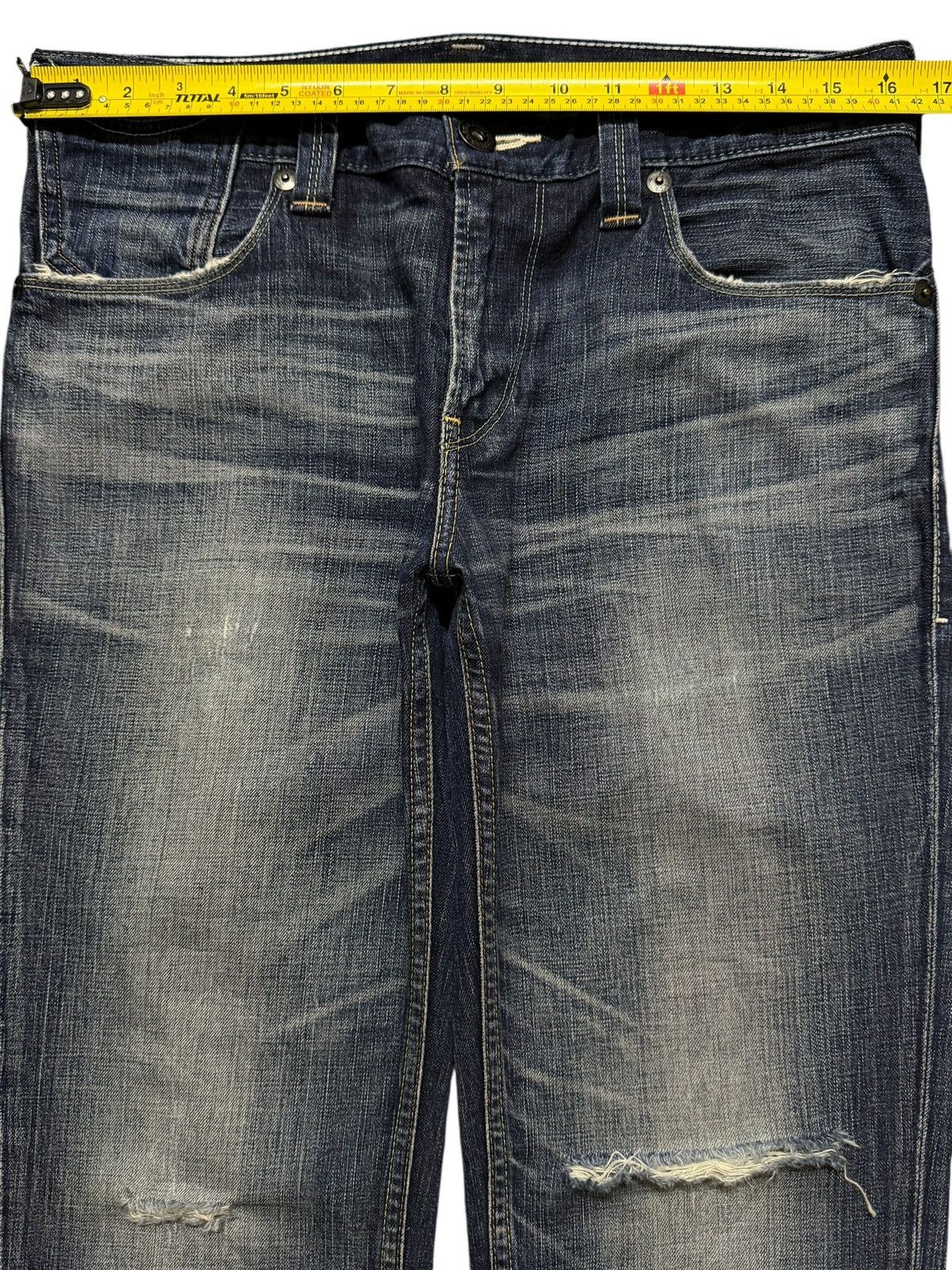 Levi's Vintage Y2K Levis 511 Buckle Back Blue Faded Wash Distress Size US 32 / EU 48 - 8 Thumbnail