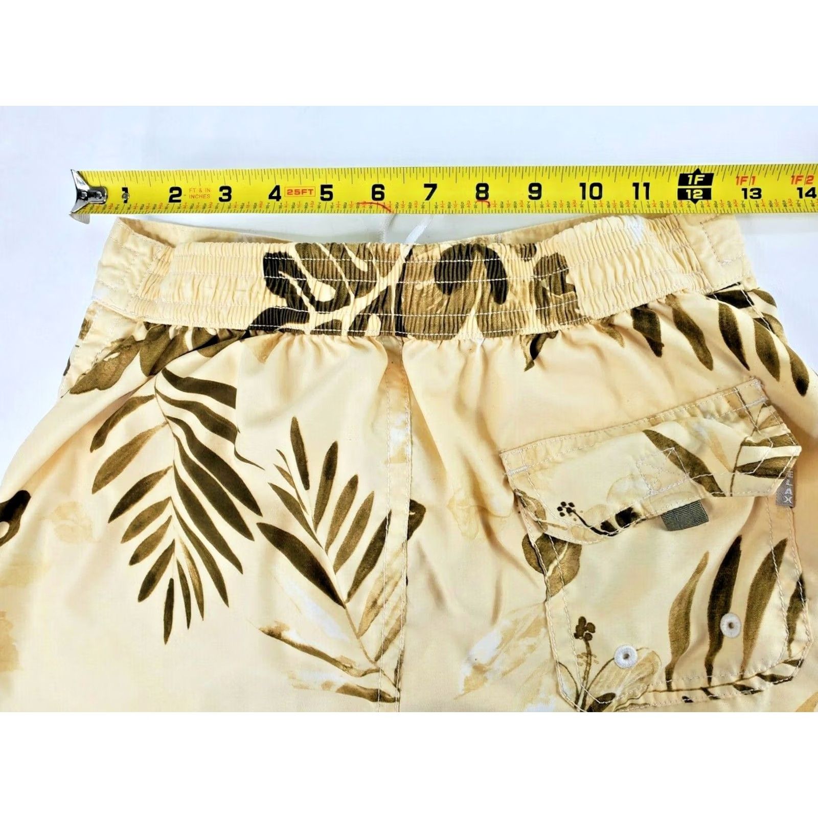 Tommy Bahama Tommy Bahama Relax Board Shorts Men Floral Print, Size Small, Nylon Polyester, Machine Washable Size US 29 - 4 Thumbnail