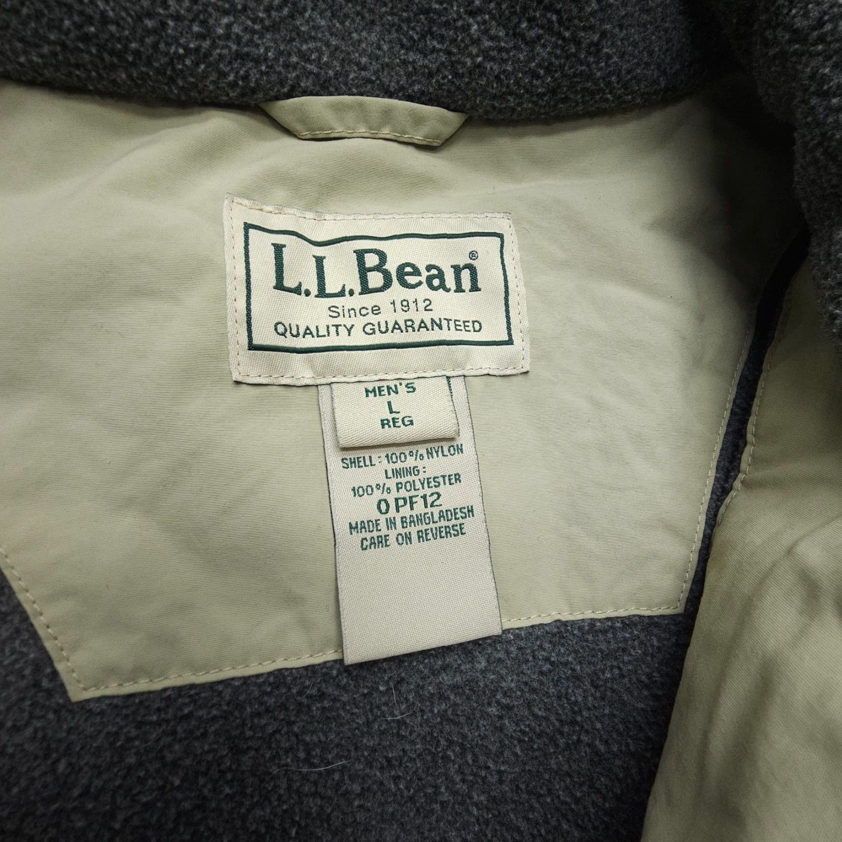 Vintage LL Bean Fleece Lined Winter Vest Mens Large Khaki Outdoor Travel Work Vest L.L. Bean Beige Regular Logo Mid-Length Zip Lined Solid Outdoor Vest Mens Size US L / EU 52-54 / 3 - 7 Thumbnail
