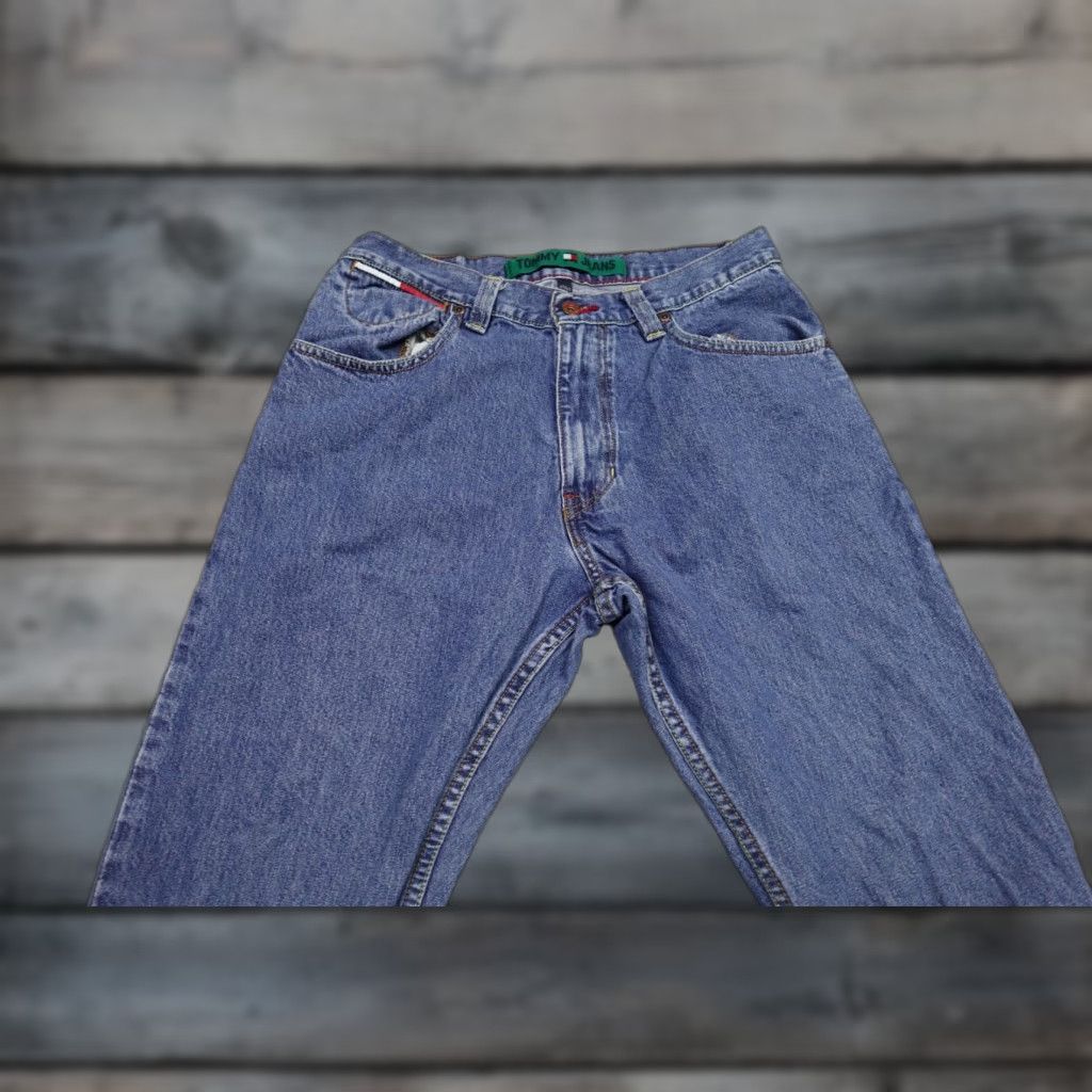 Tommy Hilfiger VINTAGE Tommy Hilfiger Jeans Mens 32x32 Blue Baggy Skater Dark Wash Hip Hop Jeans Mens 32 Blue Hip Hop Vintage Tommy Hilfiger Jeans Mens 32x32 Size US 32 / EU 48 - 1 Thumbnail