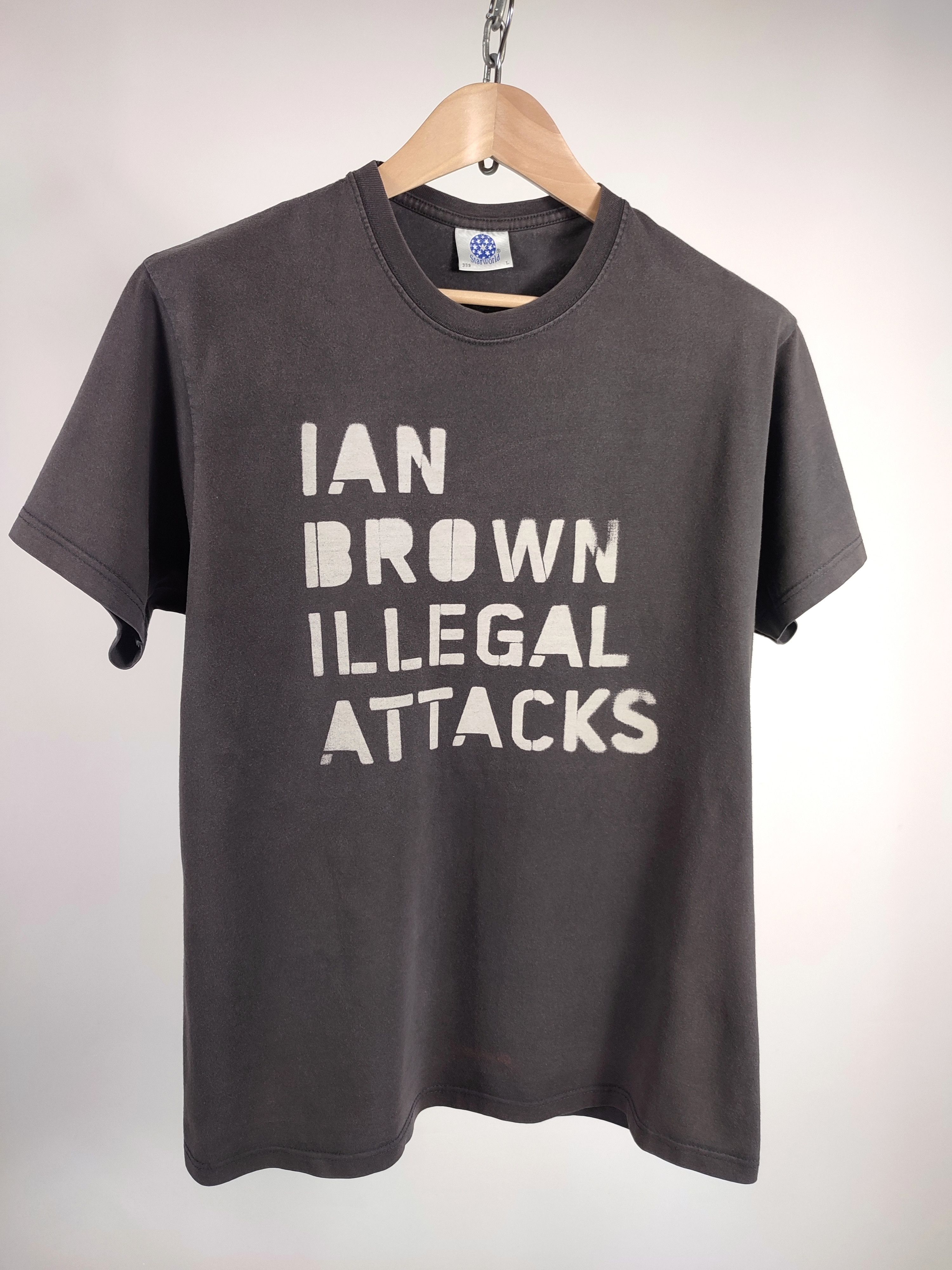 Band Tees Ian Brown Illegal Attacks Vintage The Stone Roses T-shirt Size US L / EU 52-54 / 3 - 2 Thumbnail
