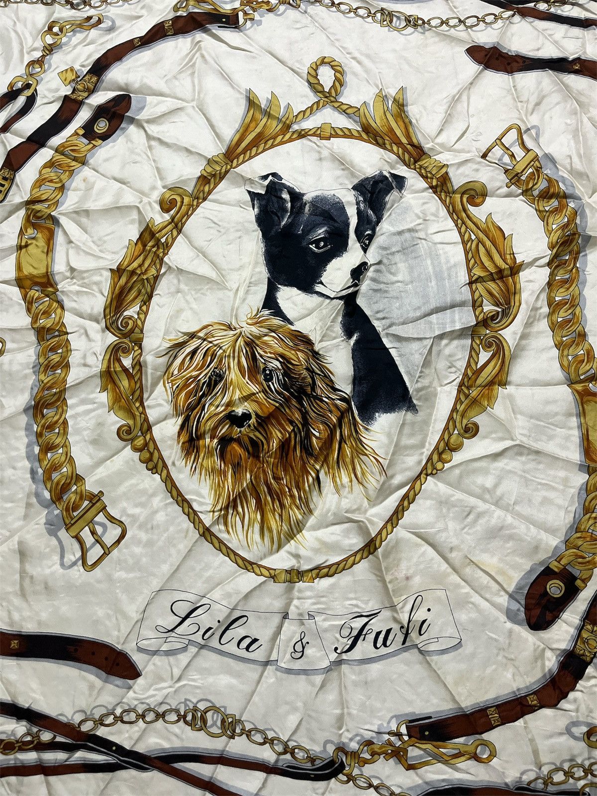 Moschino Moschino silk scarf featuring "Lila & Fufi" dog graphic Size ONE SIZE - 3 Thumbnail
