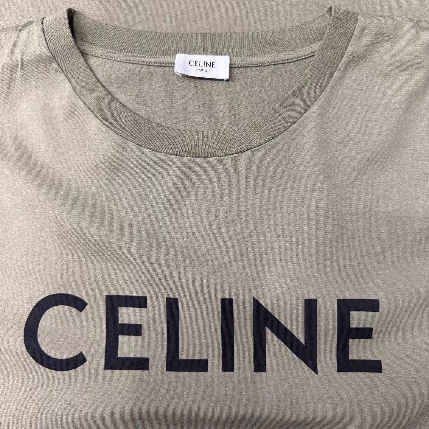 Celine PACKMAN White Down Vest with Embroidered Logo Q10 Size US M / EU 48-50 / 2 - 5 Thumbnail