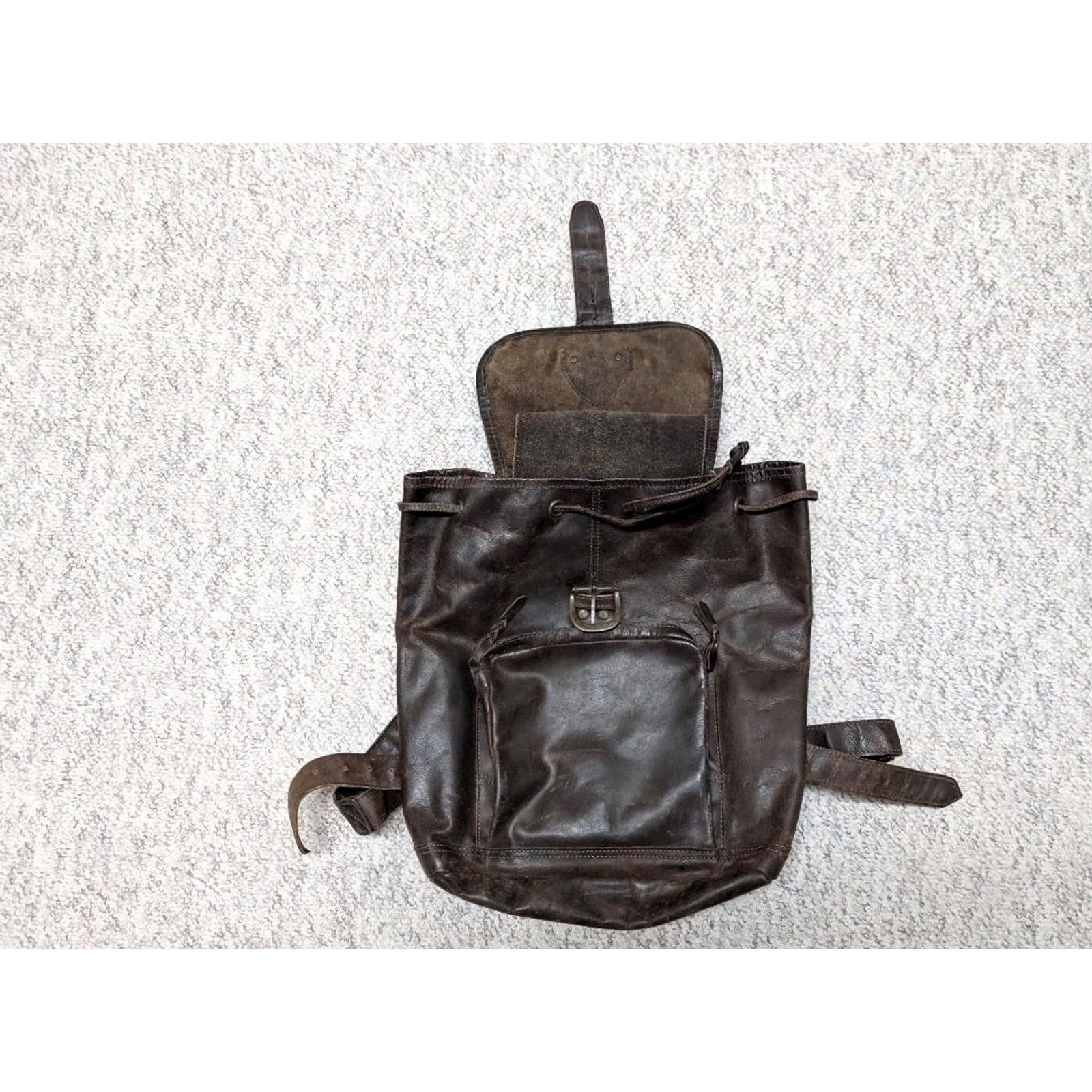 Ocean Pacific VINTAGE Ocean Pacific backpack OP brown leather cowhide bag 1990s medium unisex adults Size ONE SIZE - 2 Thumbnail