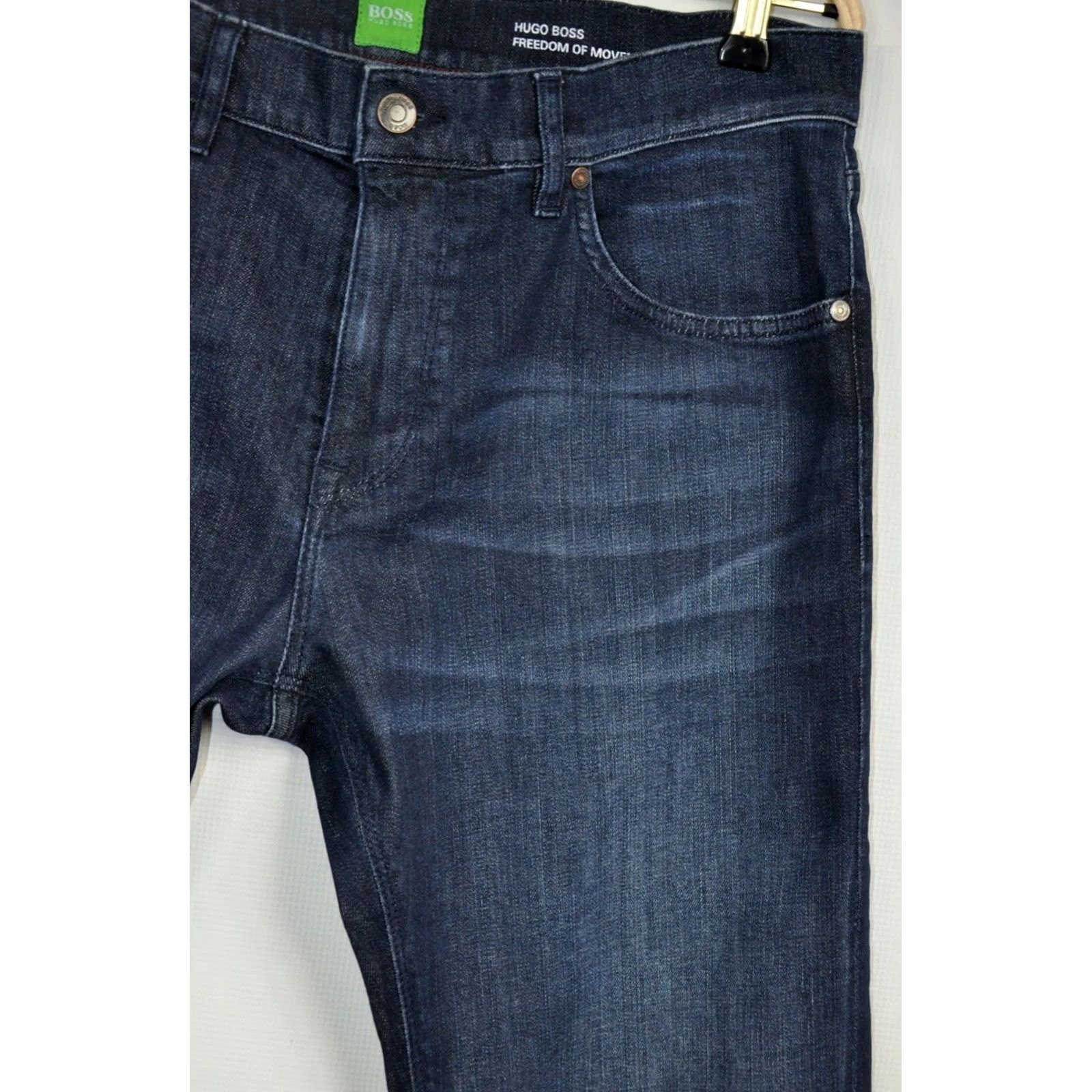 Hugo Boss HUGO BOSS C-MAINE1 Jeans Regular Fit Men W33/L32 Blue 98% Cotton 2% Elastane Regular Jeans 5-Pocket Design Vintage No N/A Size US 33 - 7 Thumbnail