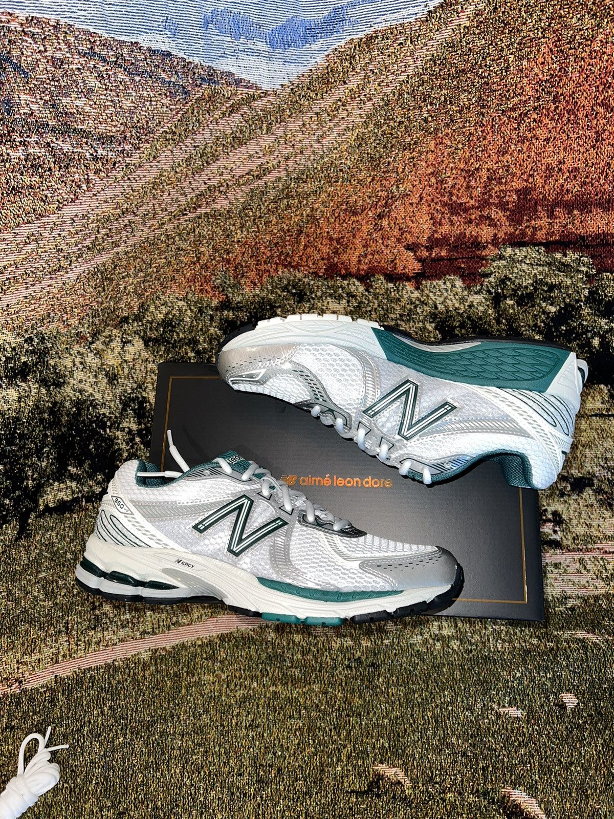 Aime Leon Dore × New Balance Aime Leon Dore ALD x New Balance 860v2 green Size US 8.5 / EU 41-42 - 4 Thumbnail