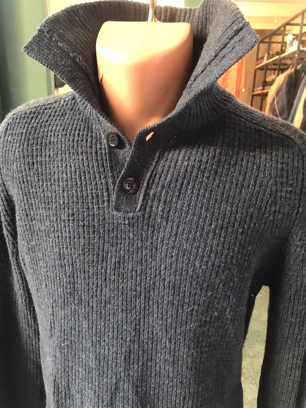Burberry BURBERRY BRIT WOOL AND CASHMERE BUTTONED COLLAR WOOL JUMPER Size US S / EU 44-46 / 1 - 8 Thumbnail