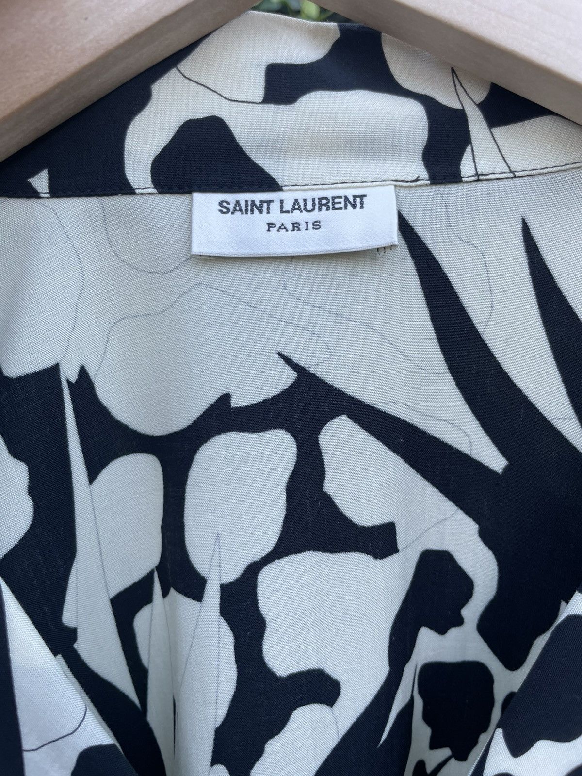Saint Laurent Paris Saint Laurent Jungle Print Short Sleeve Shirt Size US M / EU 48-50 / 2 - 9 Thumbnail