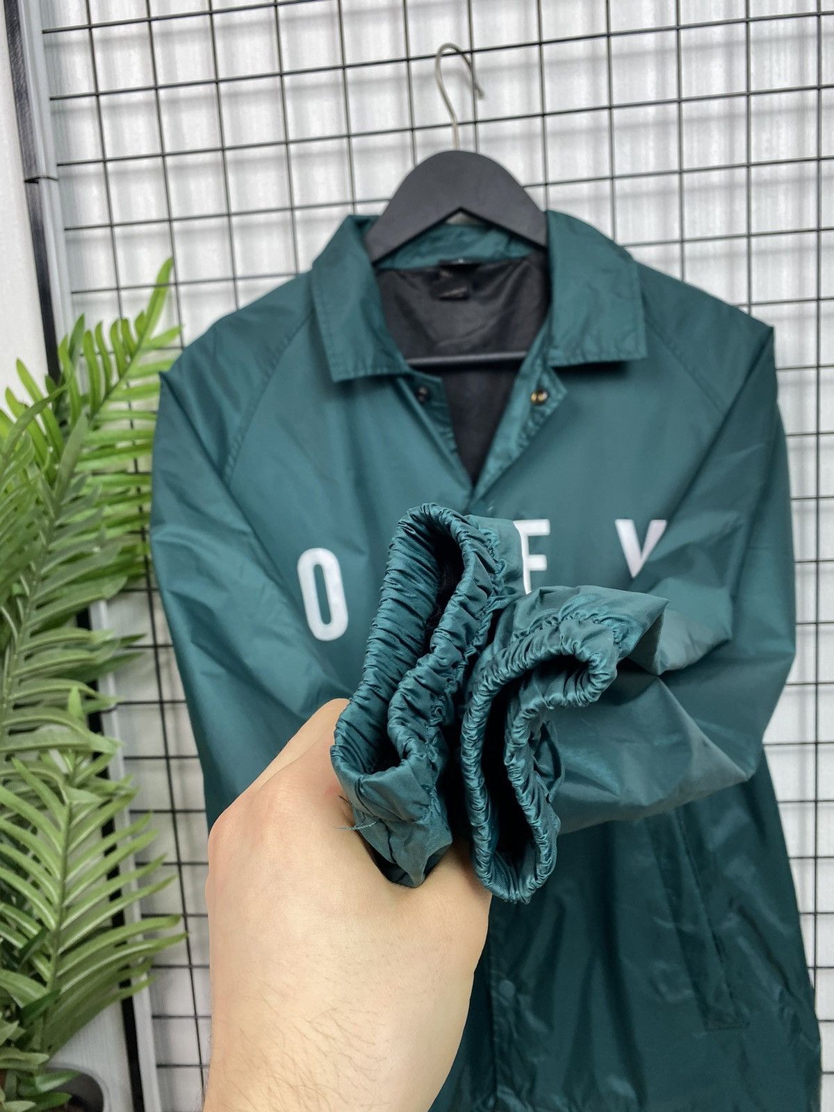Obey × Vintage Obey Green Vintage Coach Jacket light bomber big Logo Men S Size US S / EU 44-46 / 1 - 7 Thumbnail