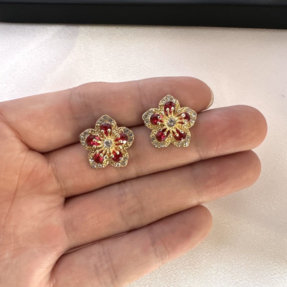 Designer CZ Flower Stud Earrings for Women Size ONE SIZE - 4 Thumbnail