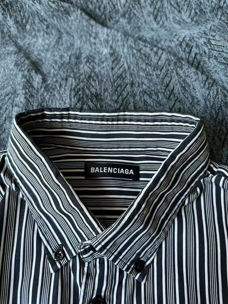 Balenciaga Balenciaga size 40 Striped shirt Size US M / EU 48-50 / 2 - 3 Thumbnail