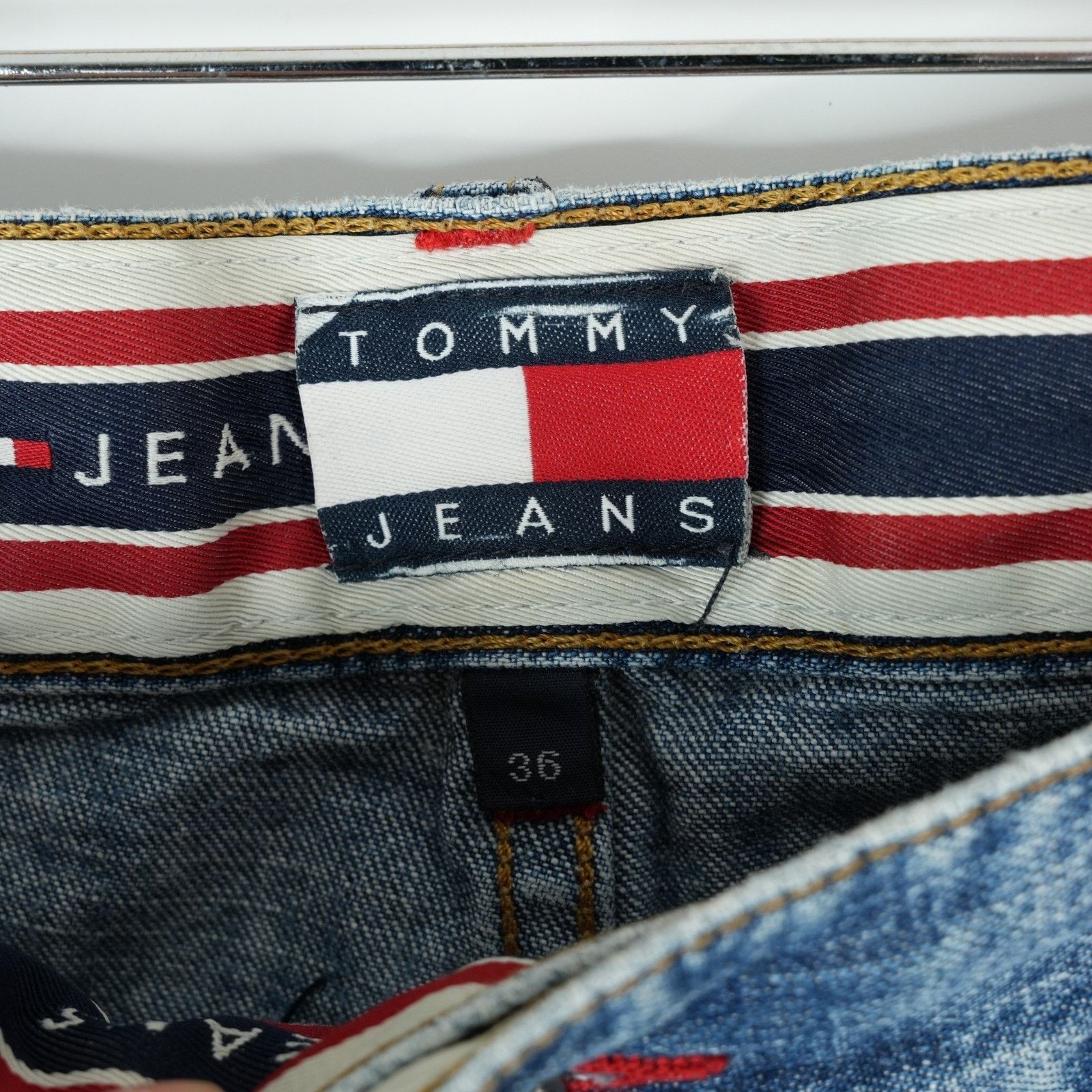 Tommy Hilfiger Vintage Tommy Hilfiger Jean Shorts Mens 36 Big Flag 2003 Size US 36 / EU 52 - 5 Thumbnail