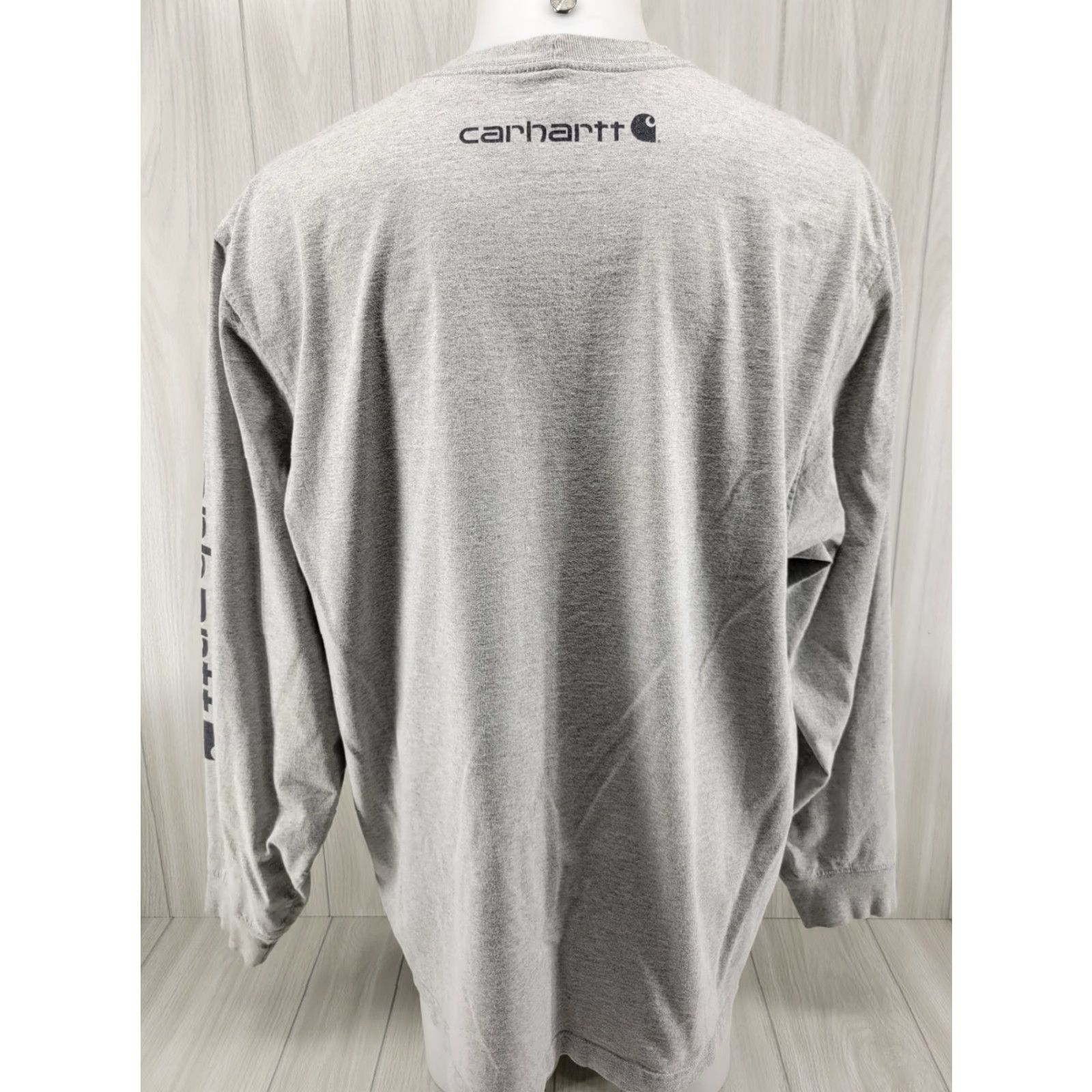 Carhartt VINTAGE Carhartt Mens Shirt 2XL Gray Long Sleeve Crew Neck Workwear Original Fit Shirt Size US XXL / EU 58 / 5 - 7 Thumbnail