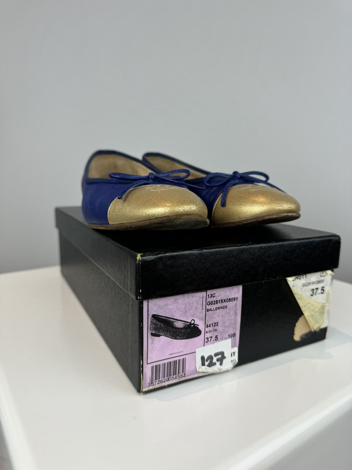 Chanel CHANEL NAVY BALLET FLATS Size US 6.5 / IT 36.5 - 4 Thumbnail