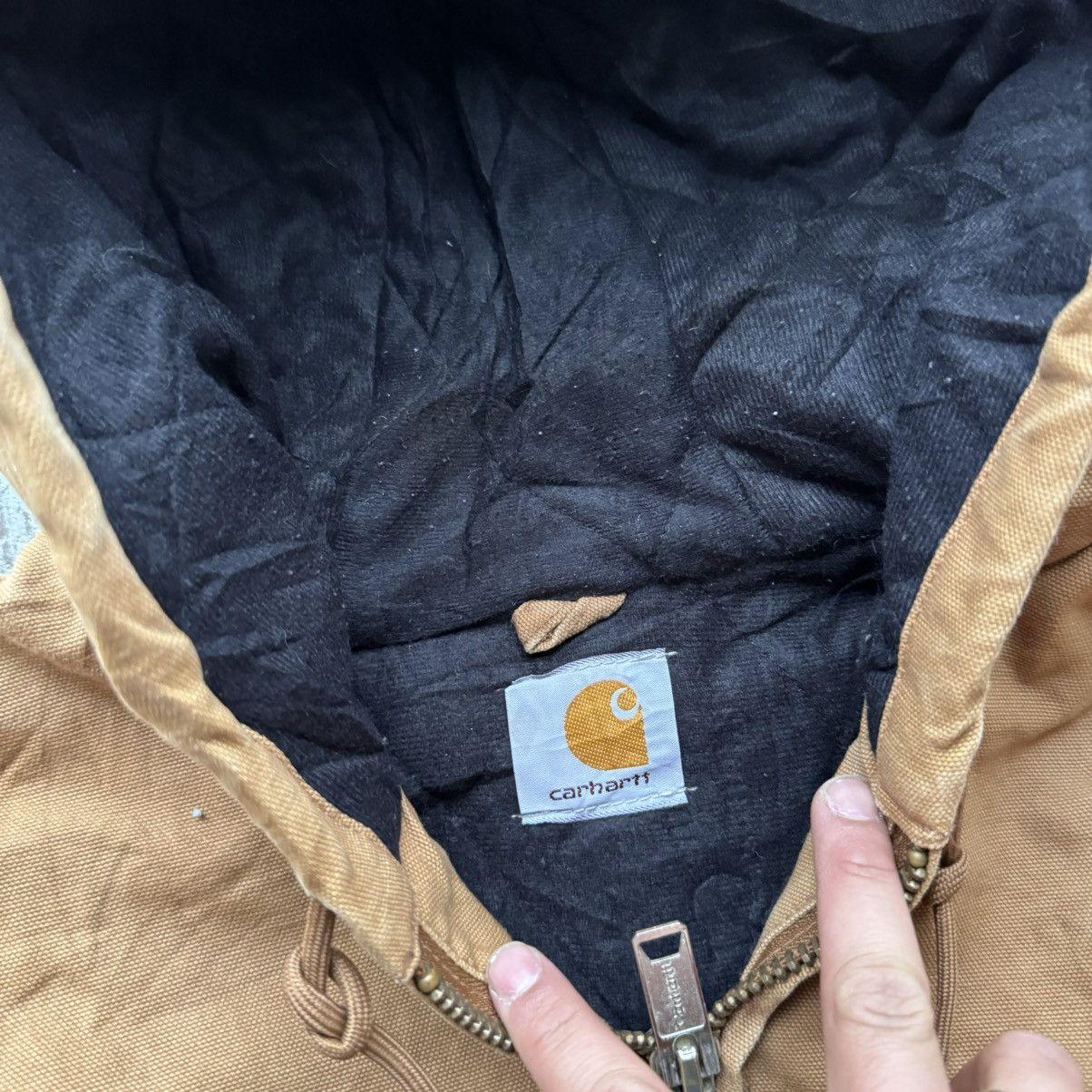 Carhartt × Vintage Vintage Carhartt Tan Faded Distressed Jacket Hooded Size US XL / EU 56 / 4 - 3 Thumbnail