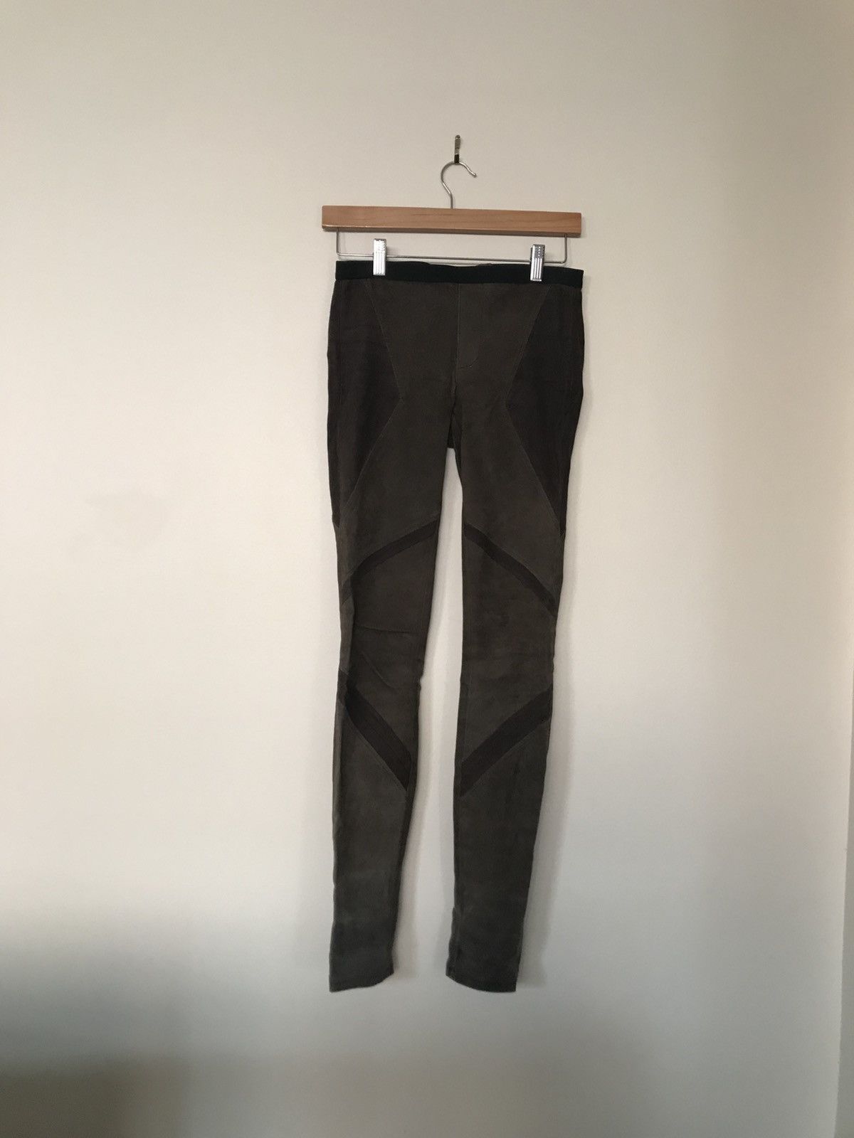 Helmut Lang Vintage Helmut Lang Lambskin Suede Pants Size 25" / US 0 / IT 36 - 1 Thumbnail
