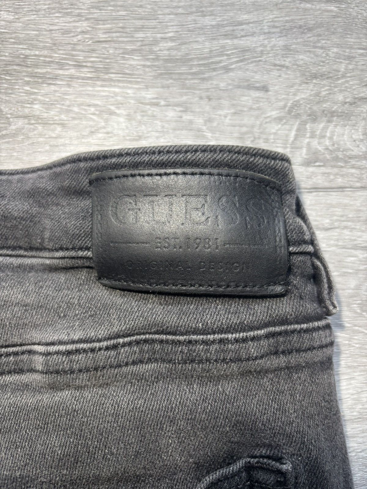 Guess Guess Slim Tapered Distressed Jeans Size US 36 / EU 52 - 6 Thumbnail