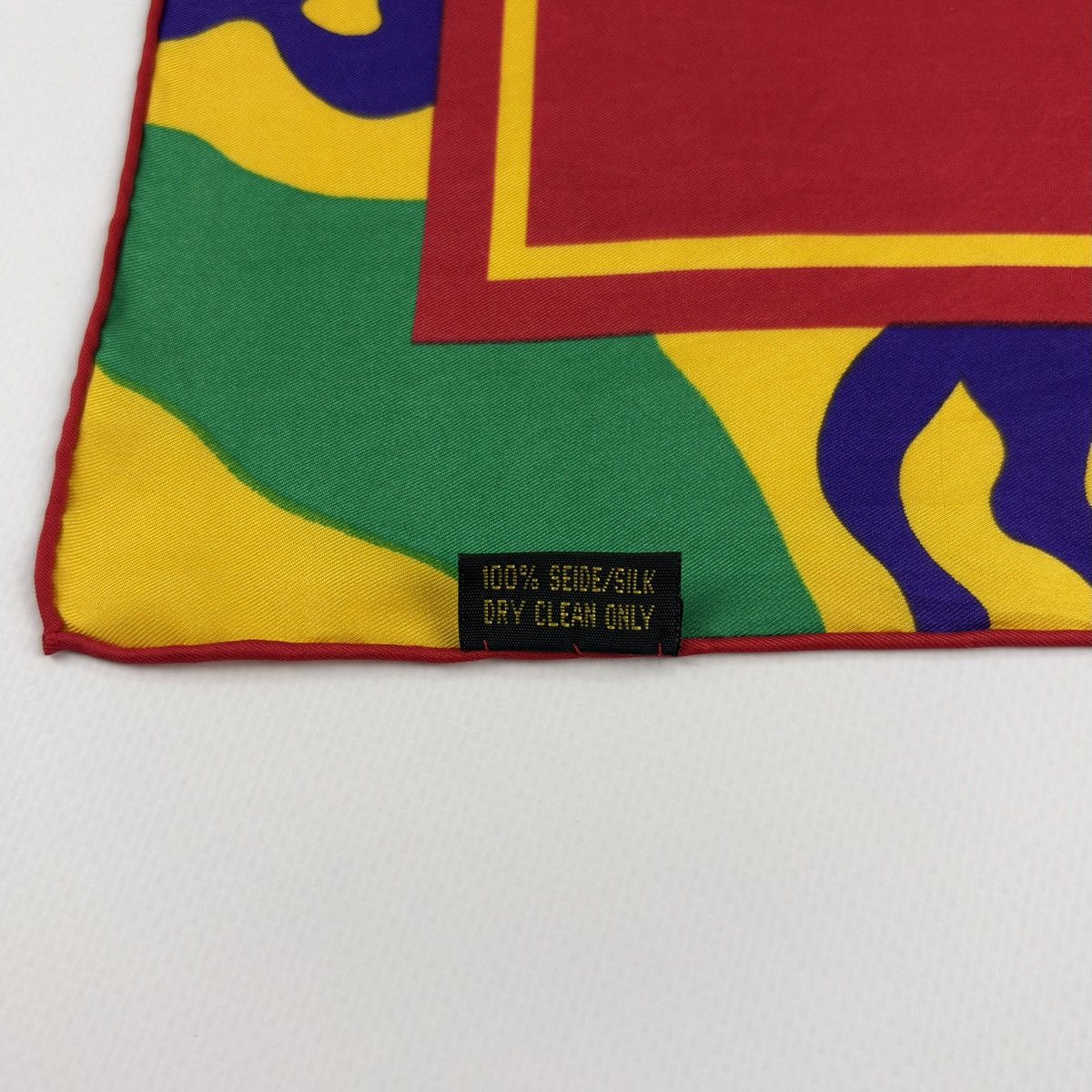 Givenchy Amarige de Givenchy Paris silk Scarf Parfums Givenchy Size ONE SIZE - 10 Thumbnail