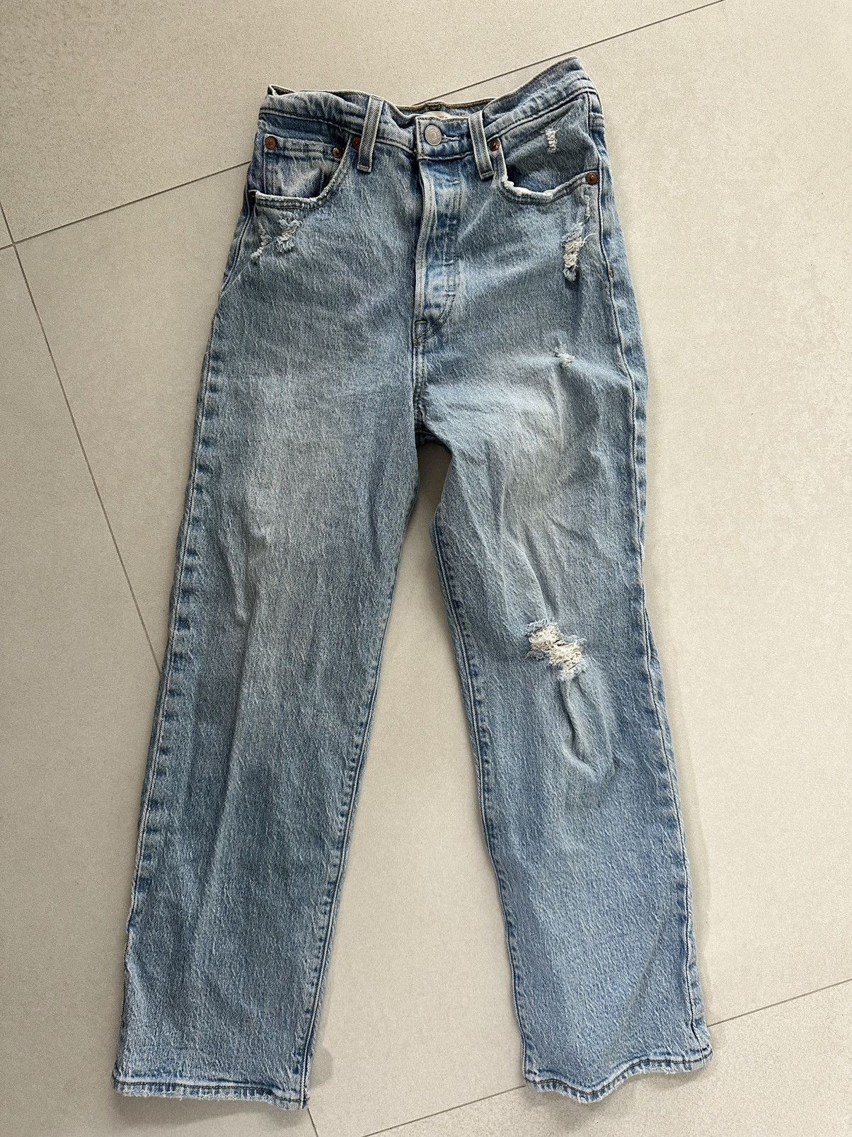 Levi's Levi's Women's Ribcage Straight Ankle Jeans Button Fly Size 25" / US 0 / IT 36 - 1 Thumbnail