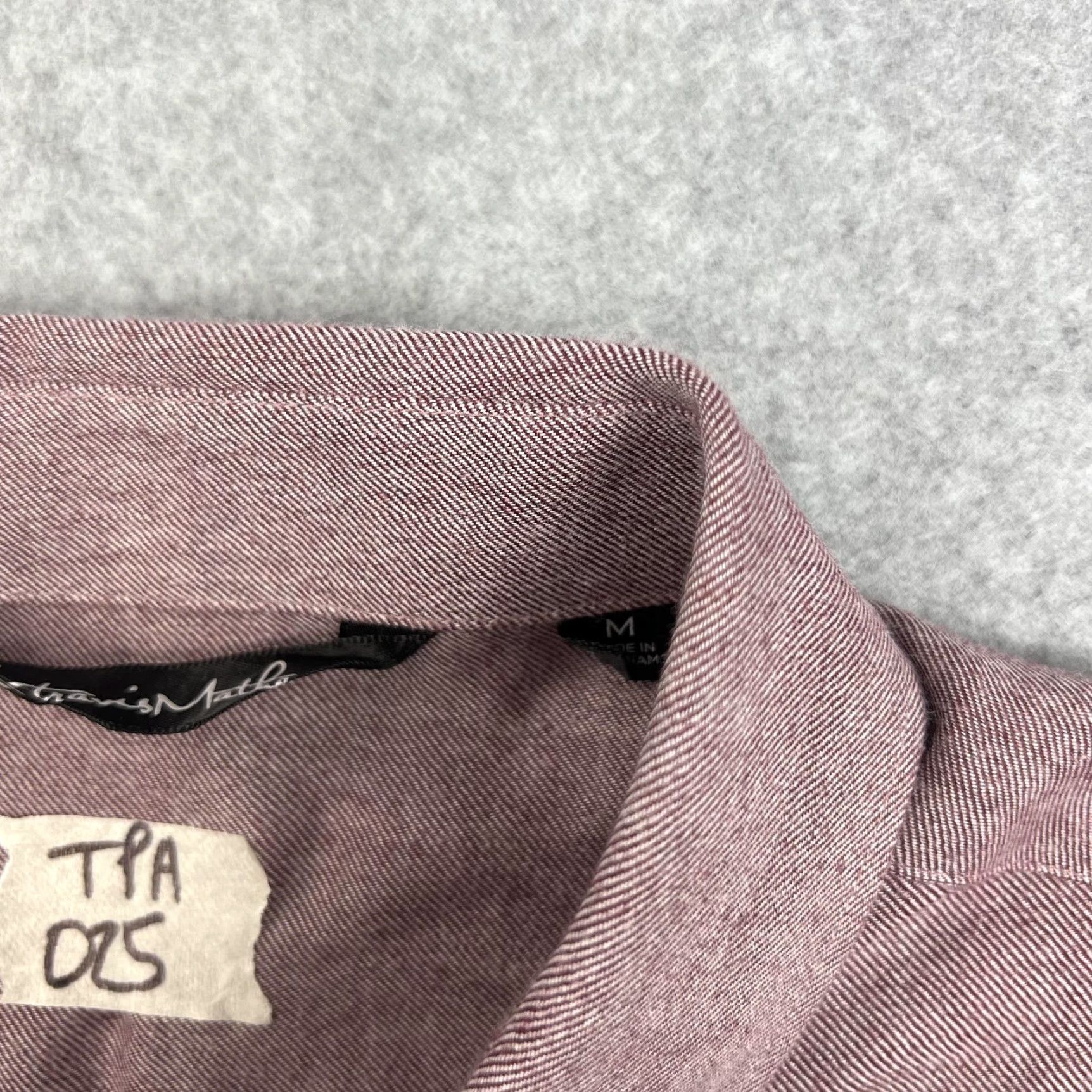 TravisMathew Travis Mathew Shirt Mens Medium Purple Long Sleeve Button-Up Casual Two Pocket Size US M / EU 48-50 / 2 - 7 Thumbnail