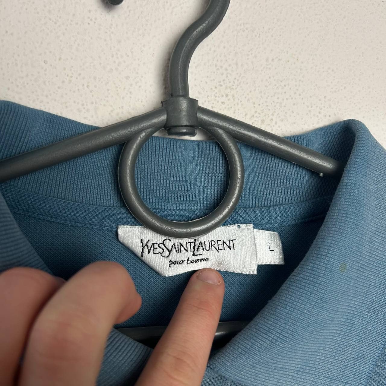 Yves Saint Laurent Luxury Yves saint laurent Small logo designer y2k polo Size US L / EU 52-54 / 3 - 5 Thumbnail