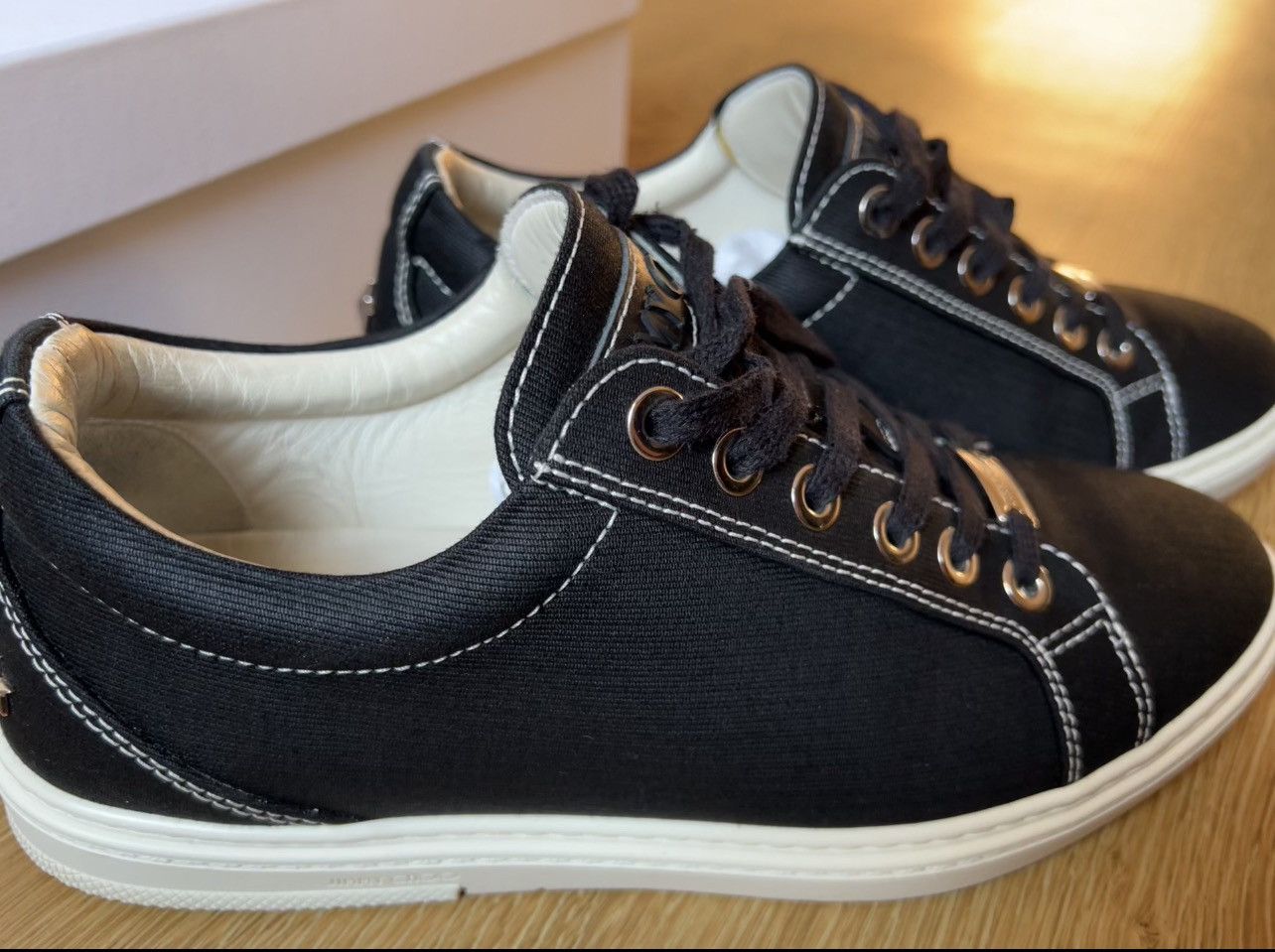 Jimmy Choo Jimmy Choo Canvas Sneakers Size US 9 / EU 42 - 9 Thumbnail