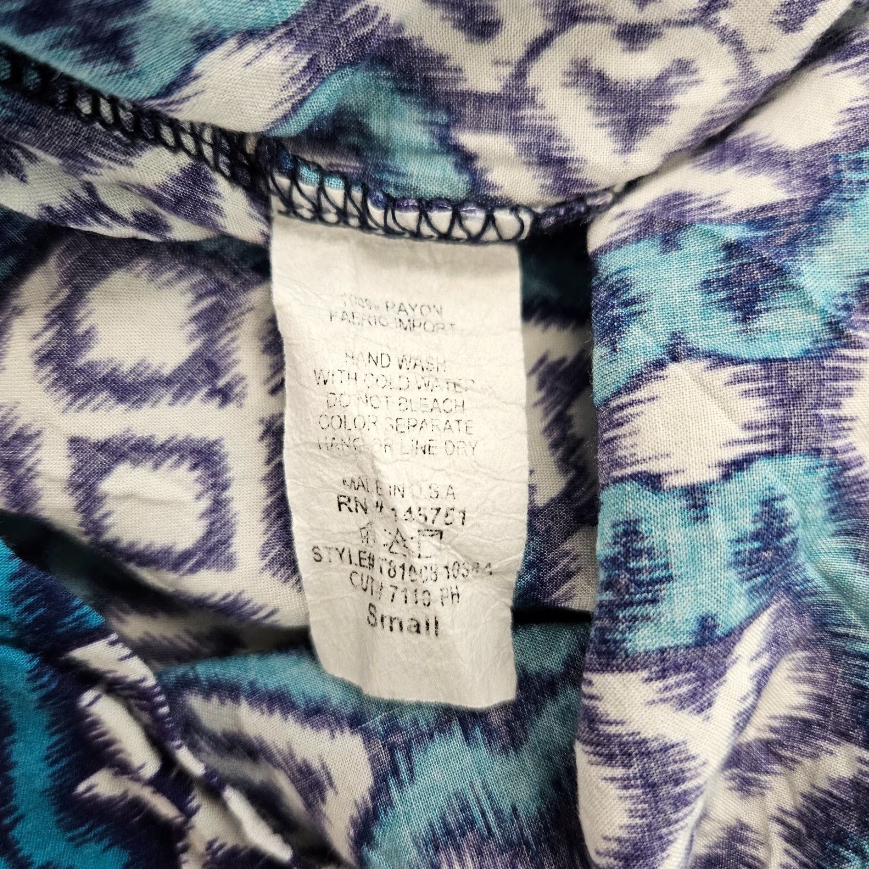 Vintage Pixley Womens Top Sz Small Blue 3/4 Sleeve Rayon Shirt Blouse Womens Small Blue 3/4 Sleeve Rayon Pixley Size S / US 4 / IT 40 - 6 Thumbnail