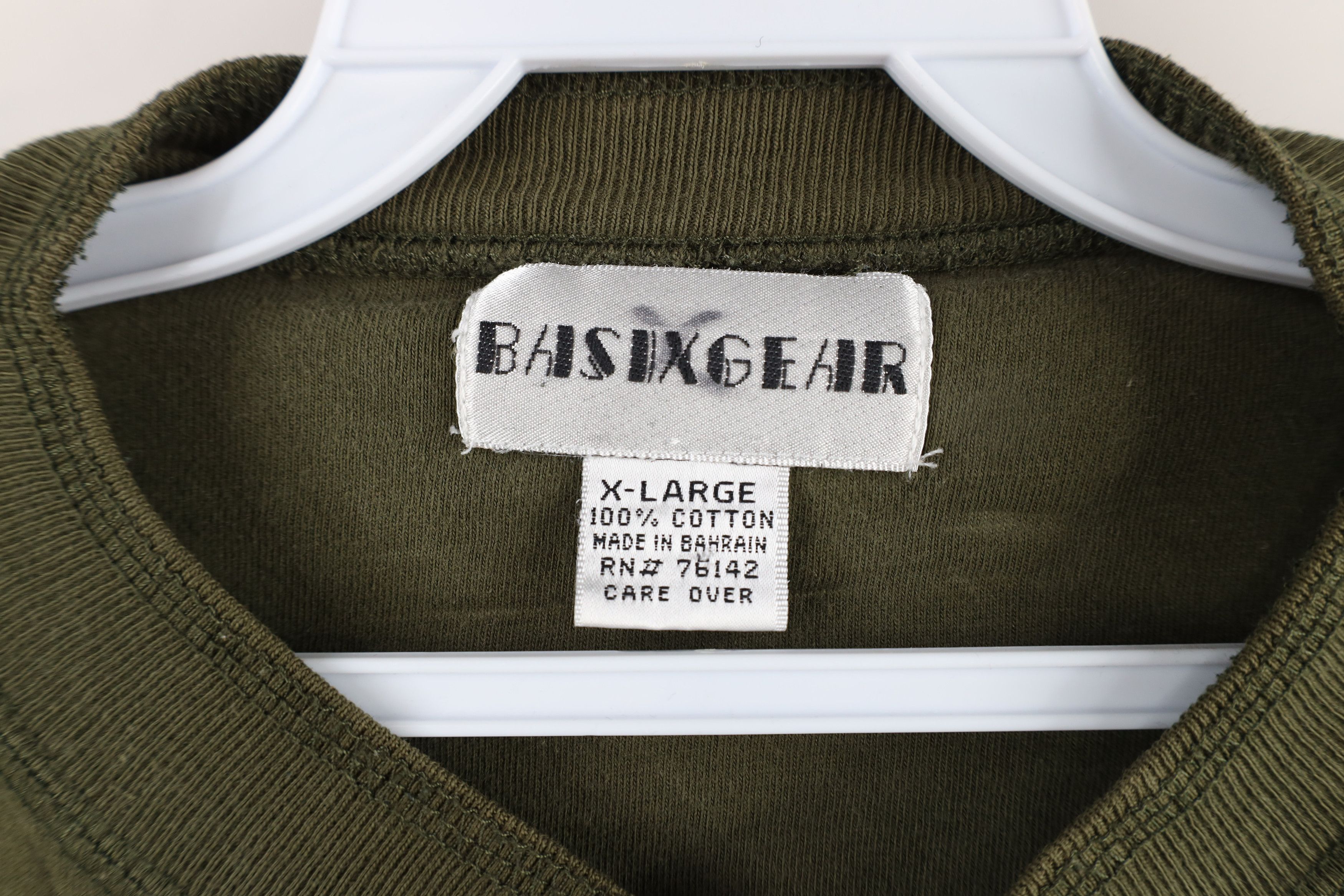 Vintage Vintage 90s Streetwear Long Sleeve Henley T-Shirt Olive Size US XL / EU 56 / 4 - 7 Thumbnail