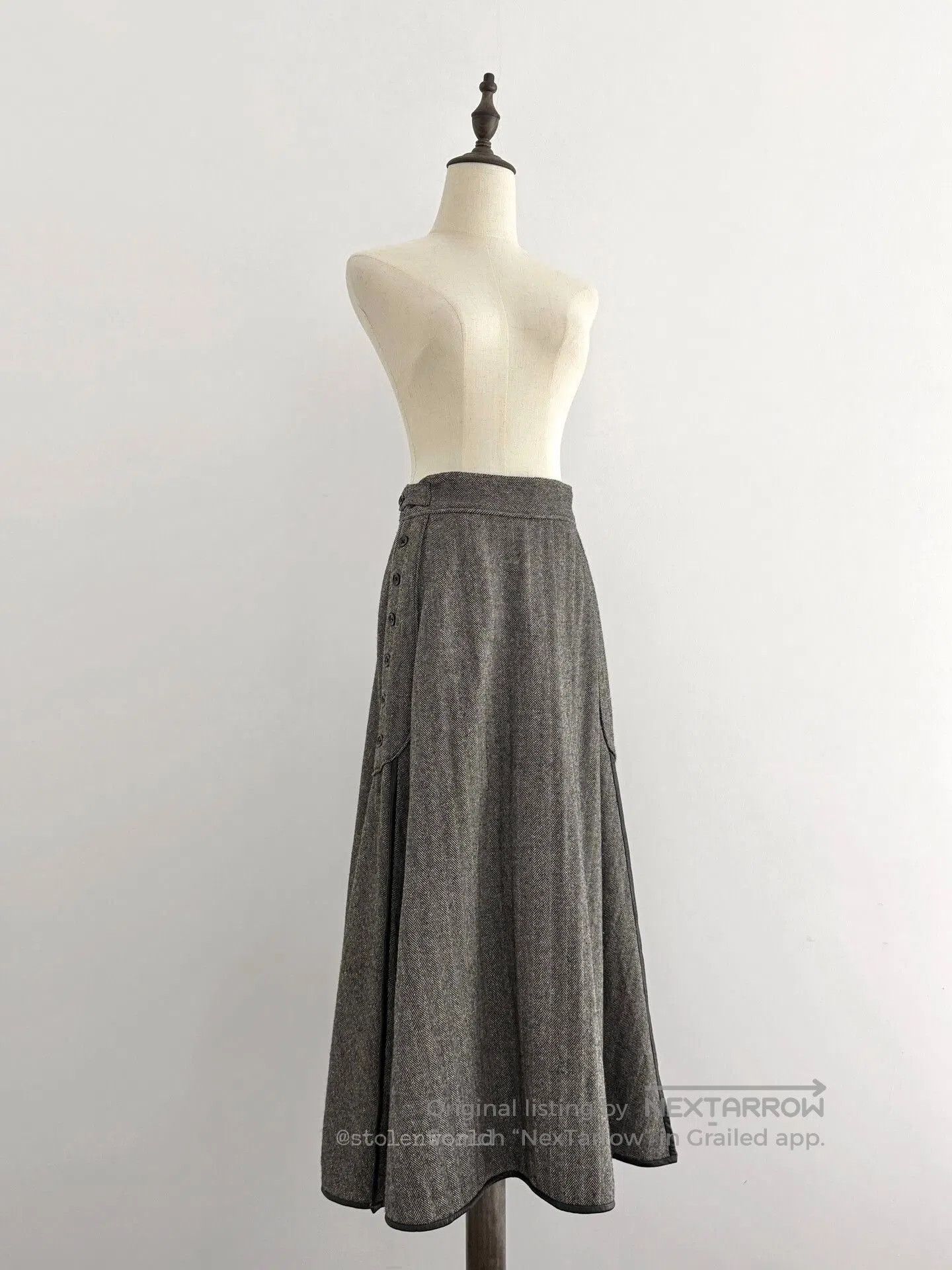 Kapital gray houndstooth wool skirt with buttons. Size 23" - 6 Thumbnail