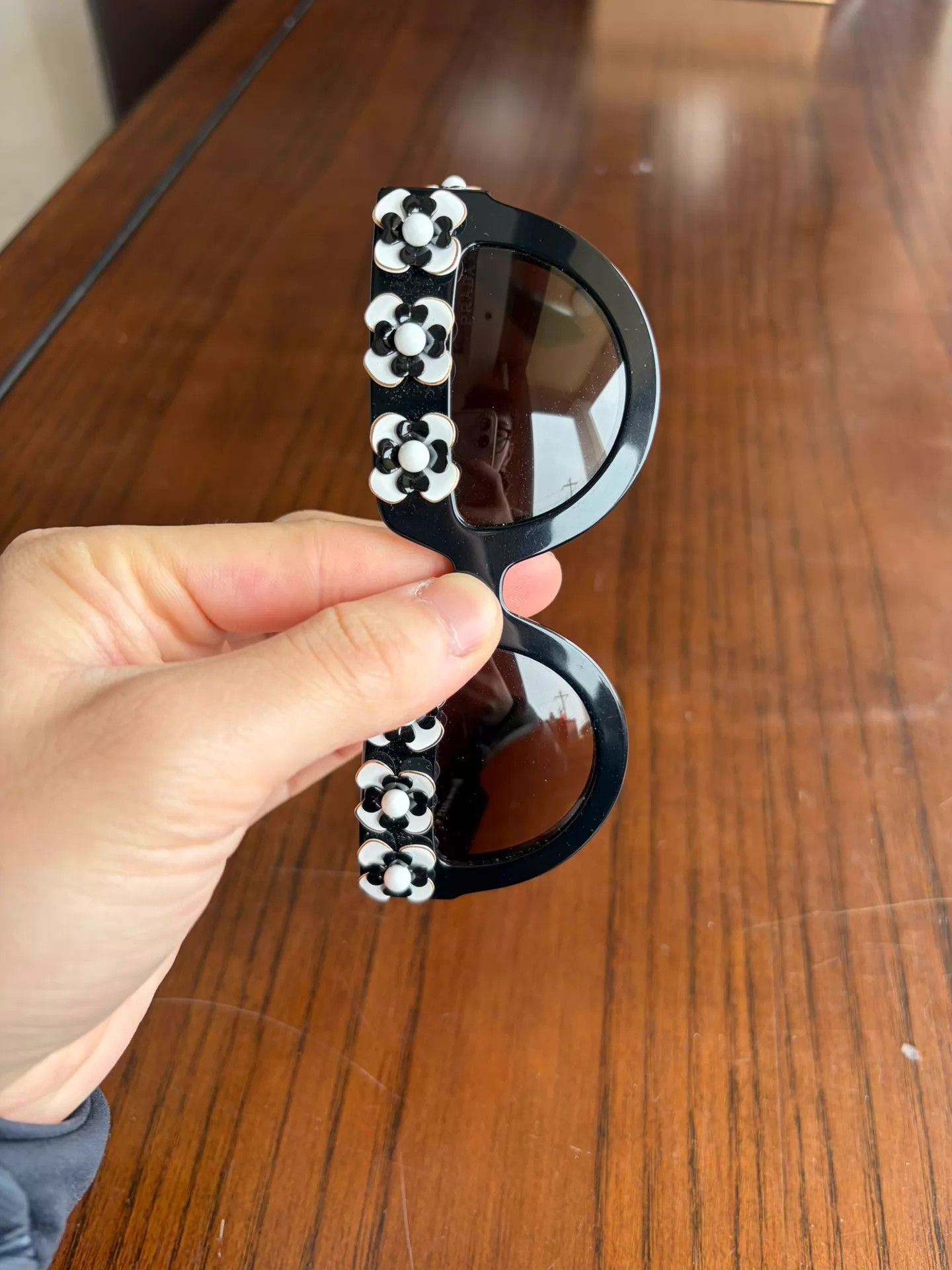 Prada PRADA Floral Sunglasses Black Size ONE SIZE - 2 Thumbnail