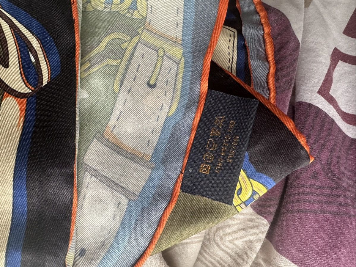 Louis Vuitton Silk scarf Louis Vuitton Size ONE SIZE - 8 Thumbnail