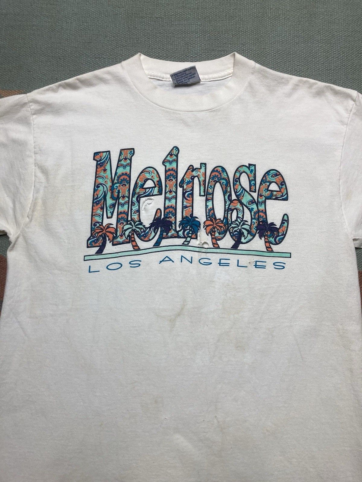 Vintage 90s t shirt Melrose California Los Angeles paisley distres L Size US L / EU 52-54 / 3 - 6 Thumbnail