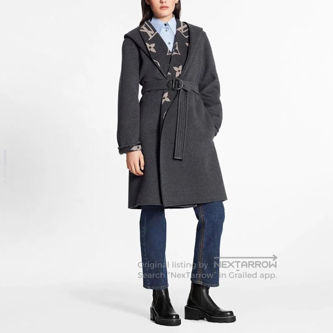 Louis Vuitton Louis Vuitton Wrap Hooded Belted Coat. Size S / US 4 / IT 40 - 2 Thumbnail