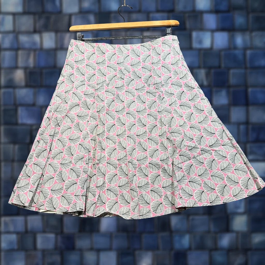 Anthropologie Anthropologie Skirt Womens 8 Pink Cotton Stretch Zipper Lined Knee Length Geometric Pattern A-Line Dressy Casual Workwear Size 30" / US 8 / IT 44 - 1 Thumbnail