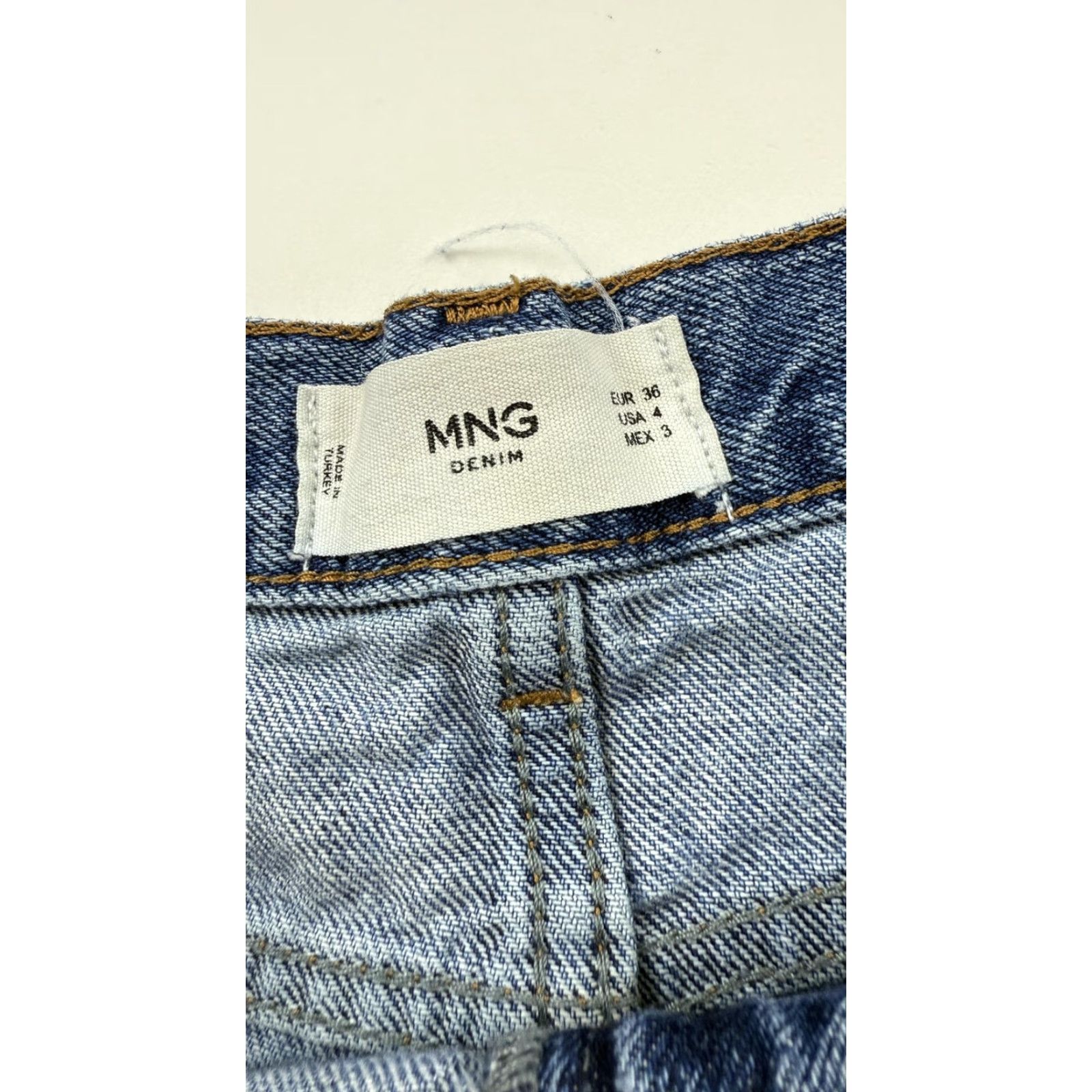 Vintage VINTAGE MNG Denim Shorts Womens 4 Floral Embroidered High Rise Distressed Boho Festival Shirt? Size 27" / US 4 / IT 40 - 5 Thumbnail